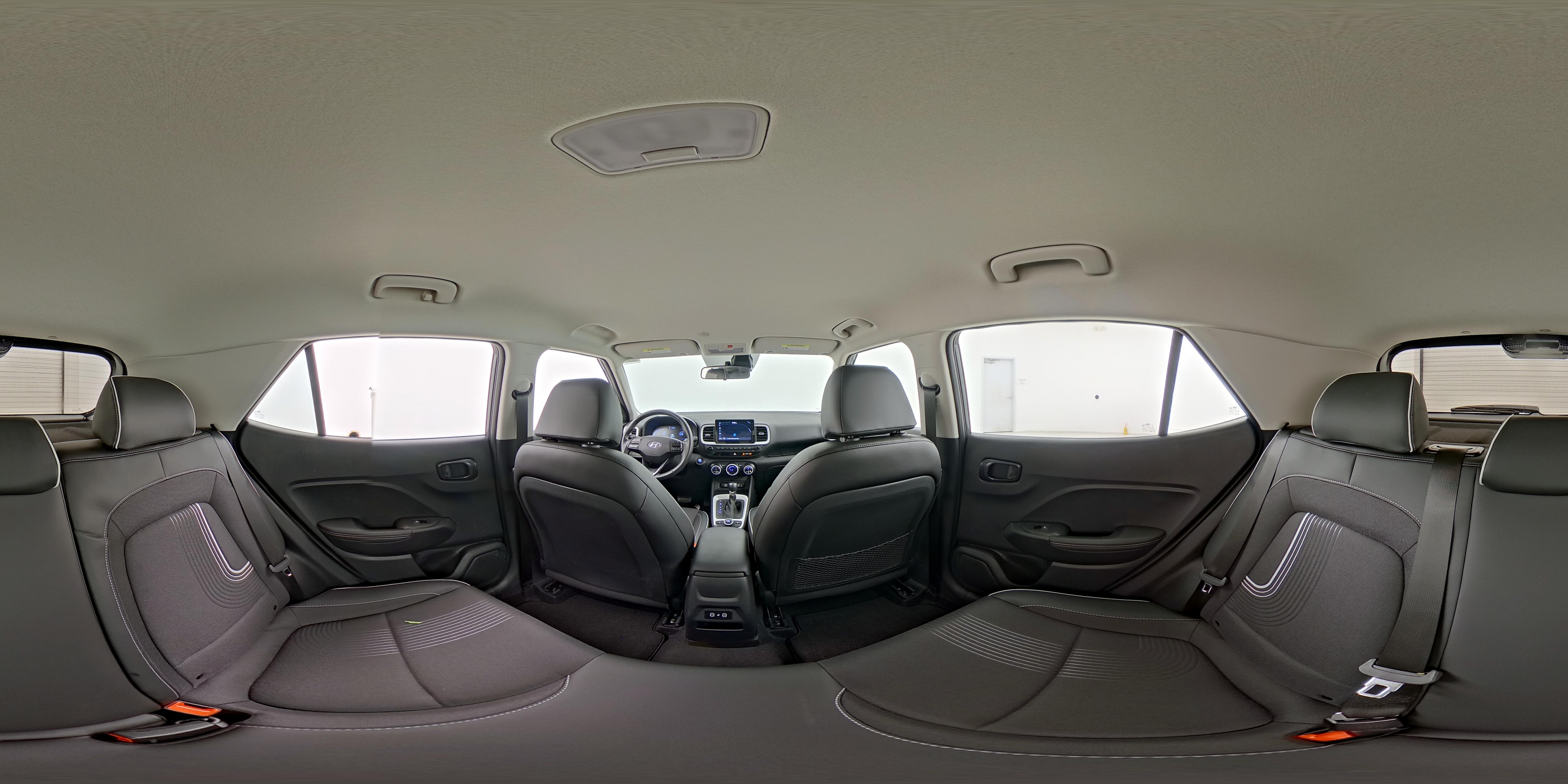 2024 Hyundai Venue Limited - Photo 26