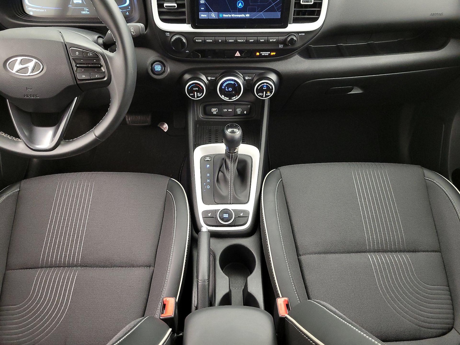 2024 Hyundai Venue Limited - Photo 19