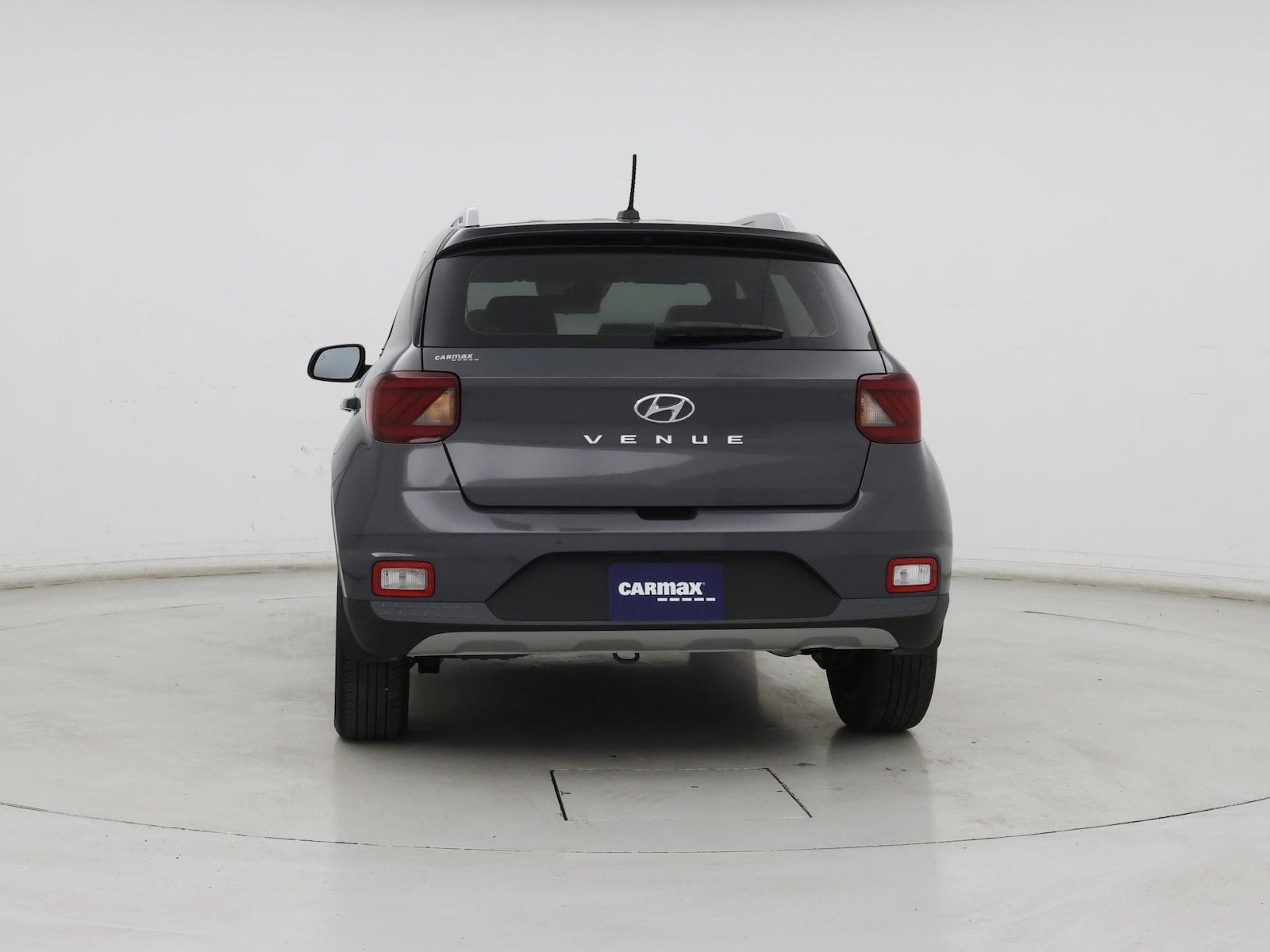 2024 Hyundai Venue Limited - Photo 7