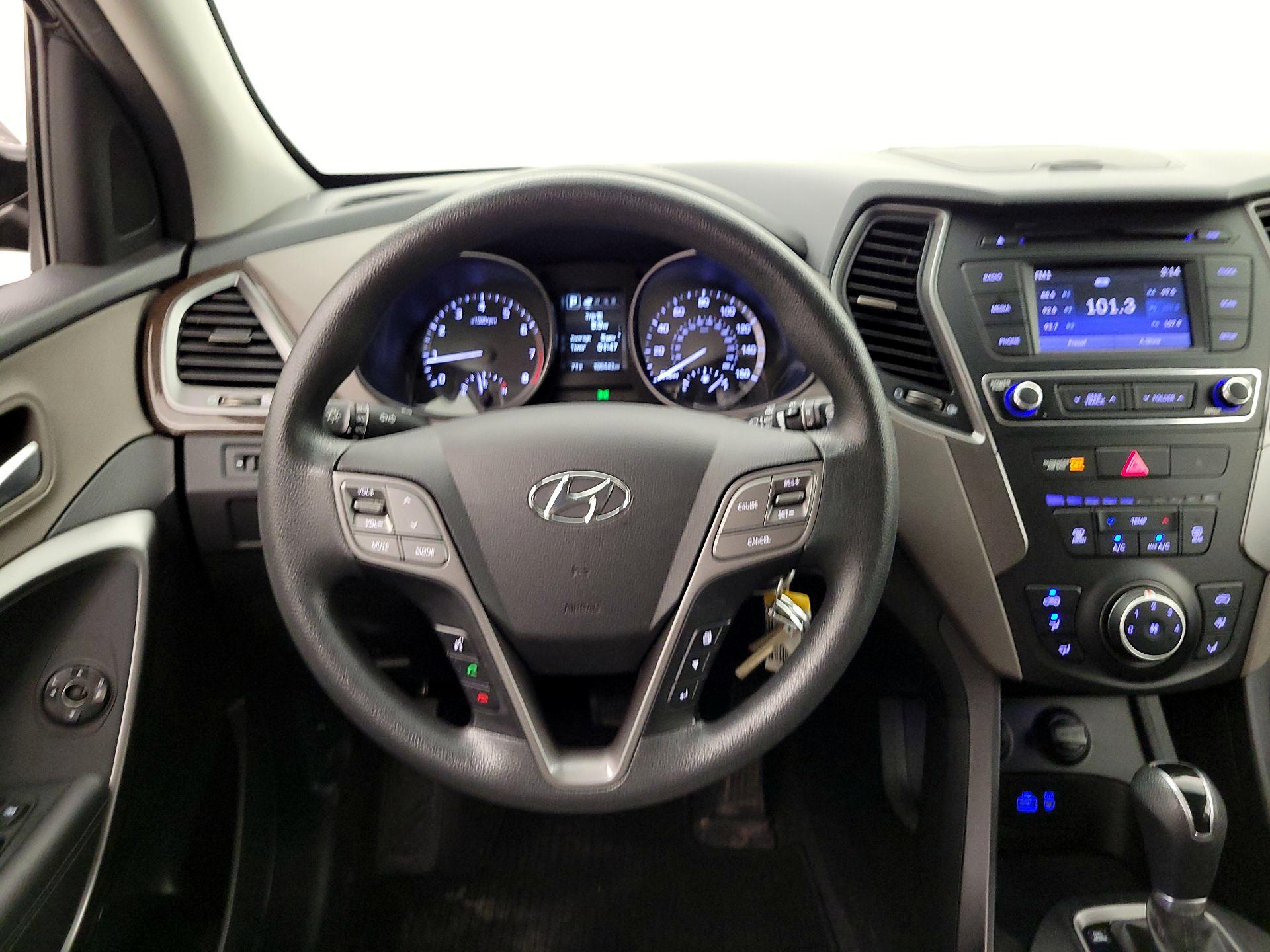 Thumbnail: 2018 Hyundai Santa Fe - 10