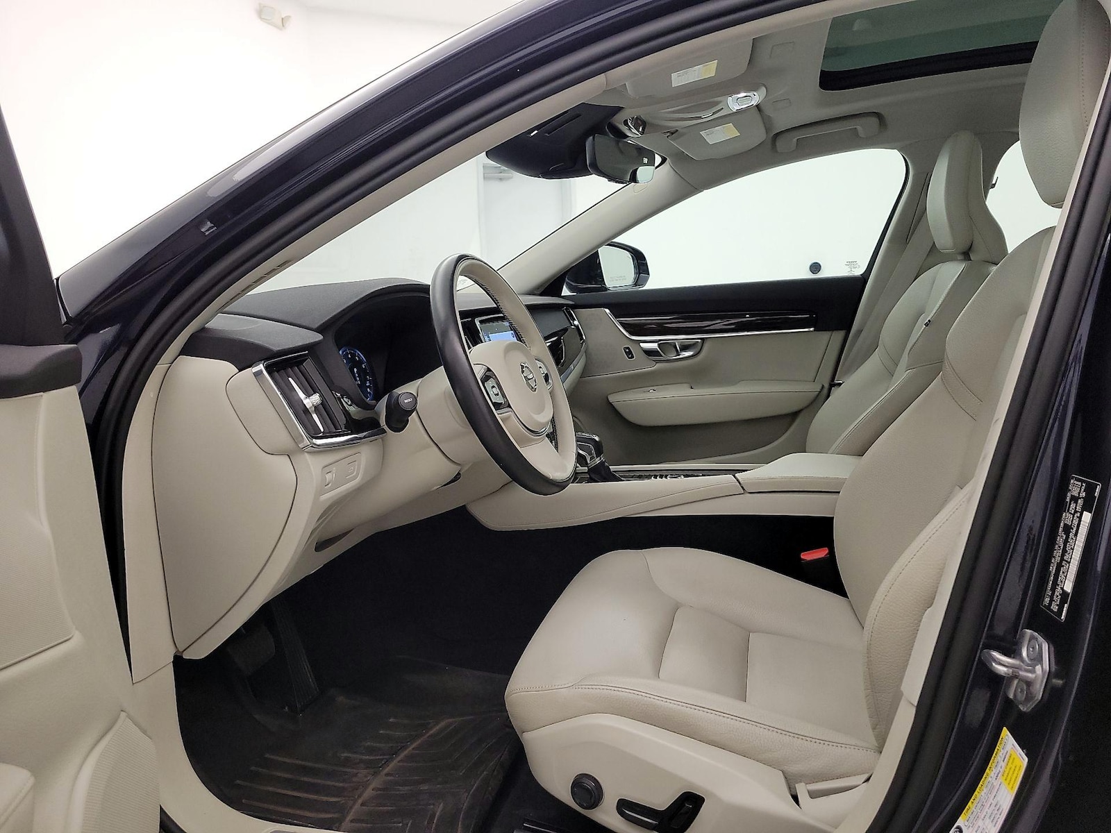 2019 Volvo S90 Momentum - Photo 12