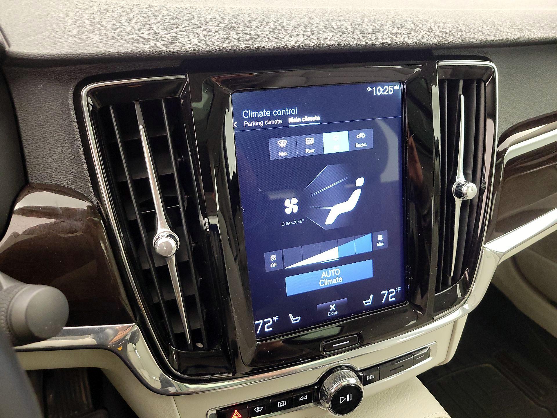 Thumbnail: 2019 Volvo S90 - 17