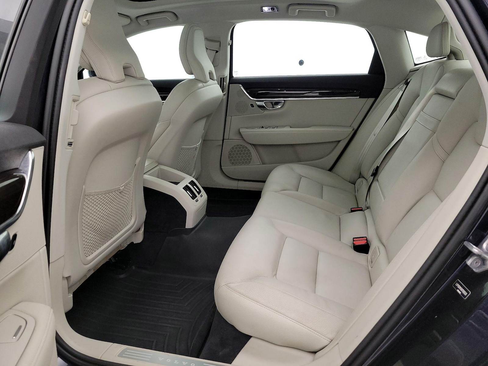 2019 Volvo S90 Momentum - Photo 22