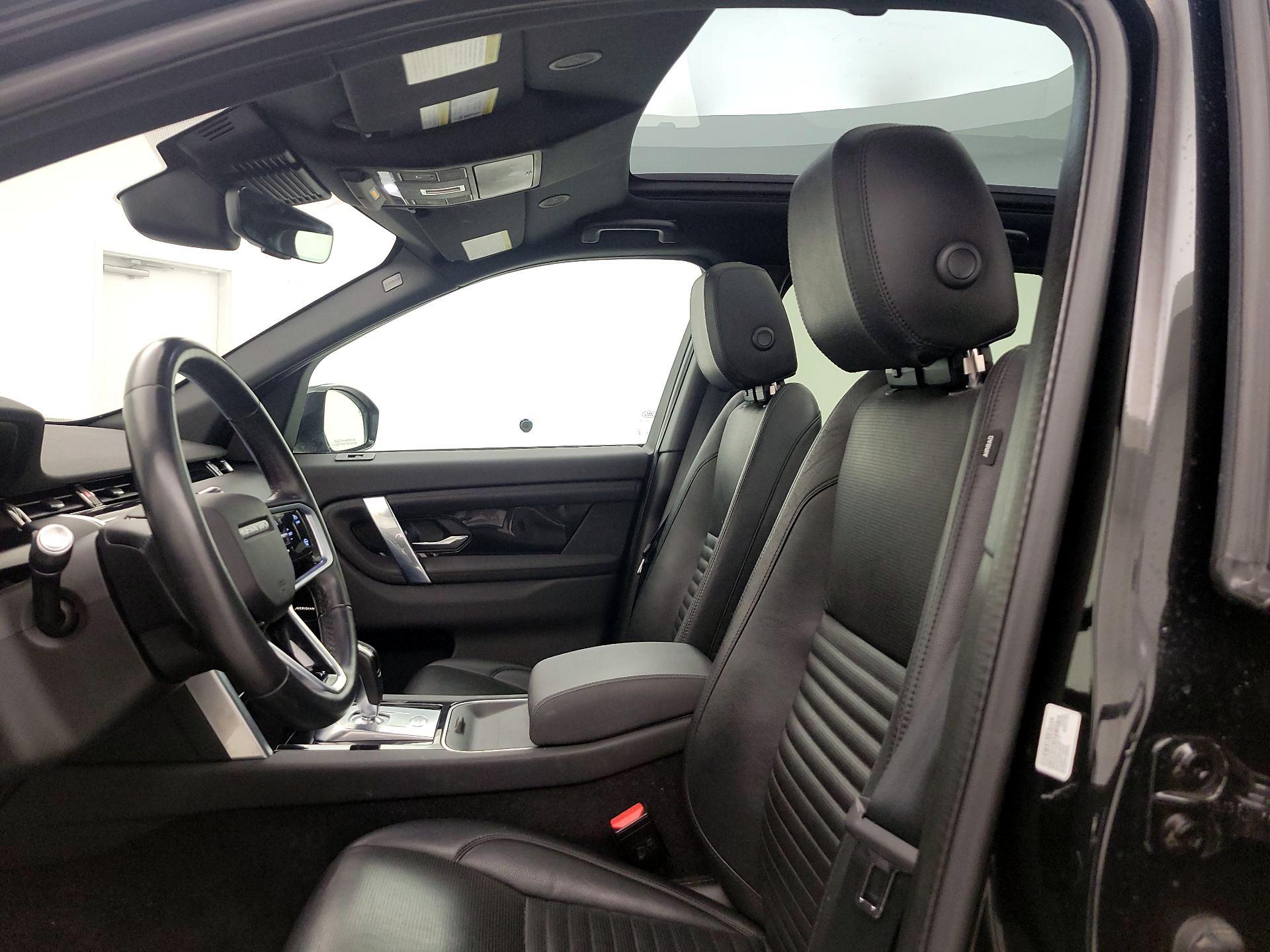 Thumbnail: 2021 Land Rover Discovery Sport - 20