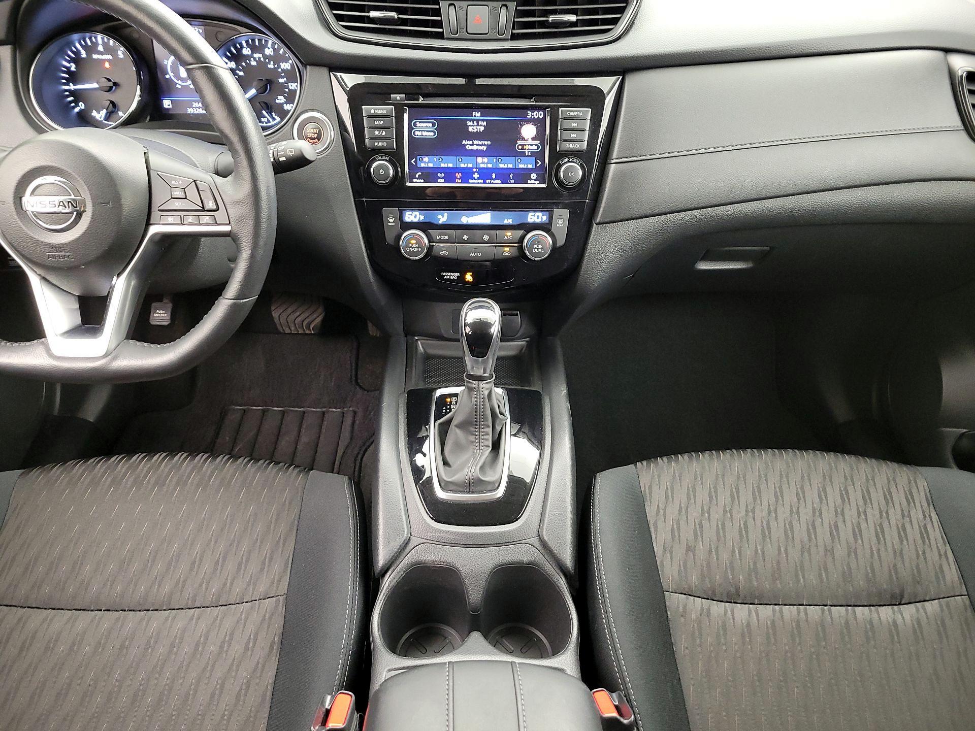 Thumbnail: 2018 Nissan Rogue - 18