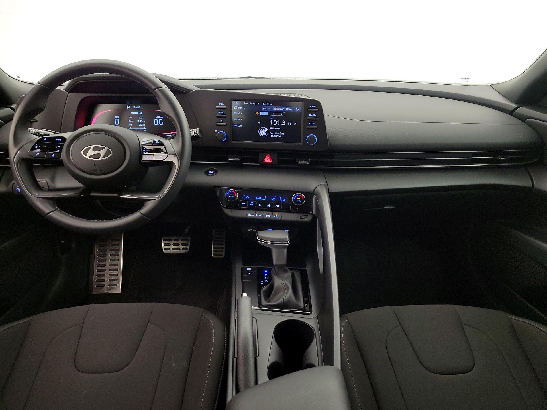 Thumbnail: 2025 Hyundai Elantra - 9