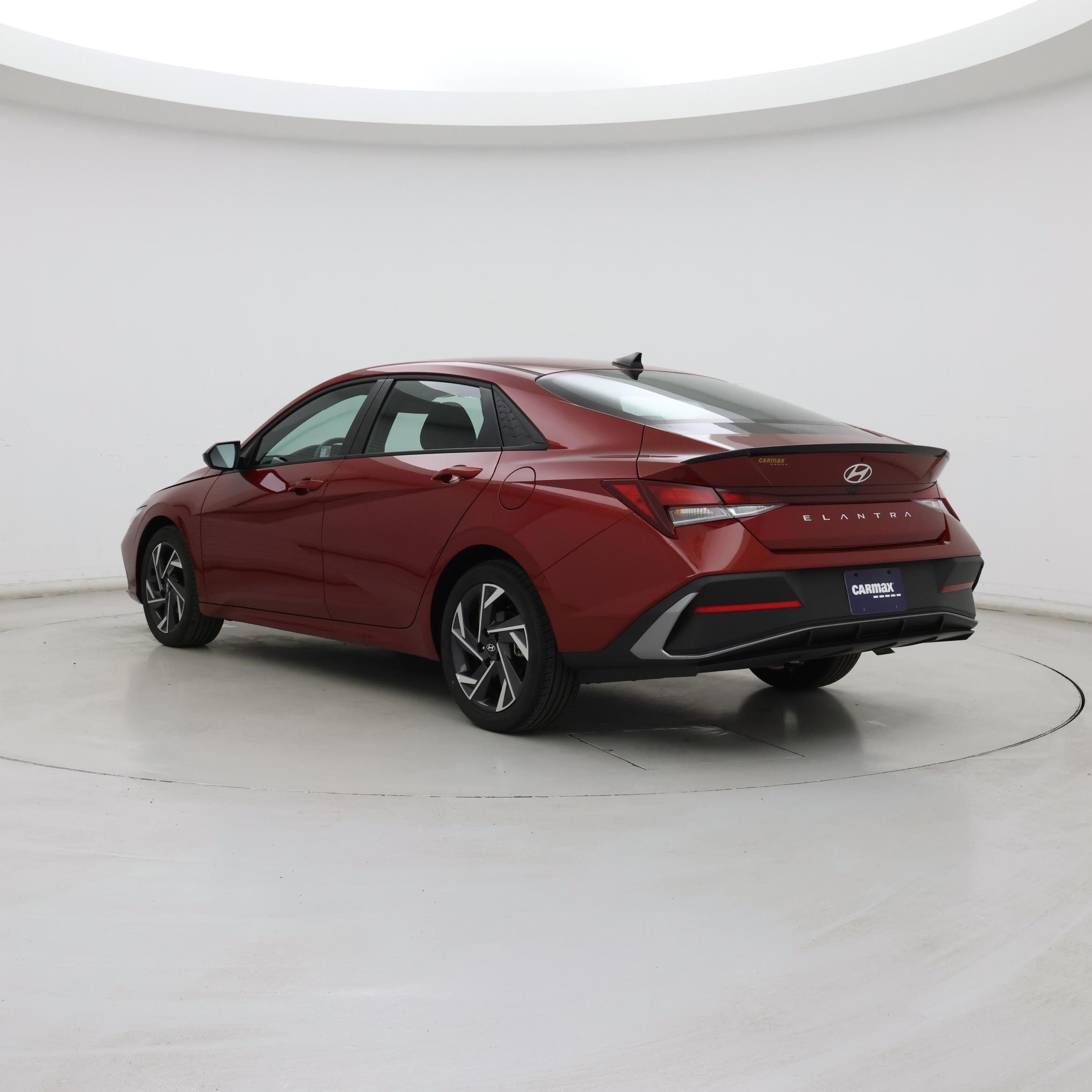 Thumbnail: 2025 Hyundai Elantra - 2