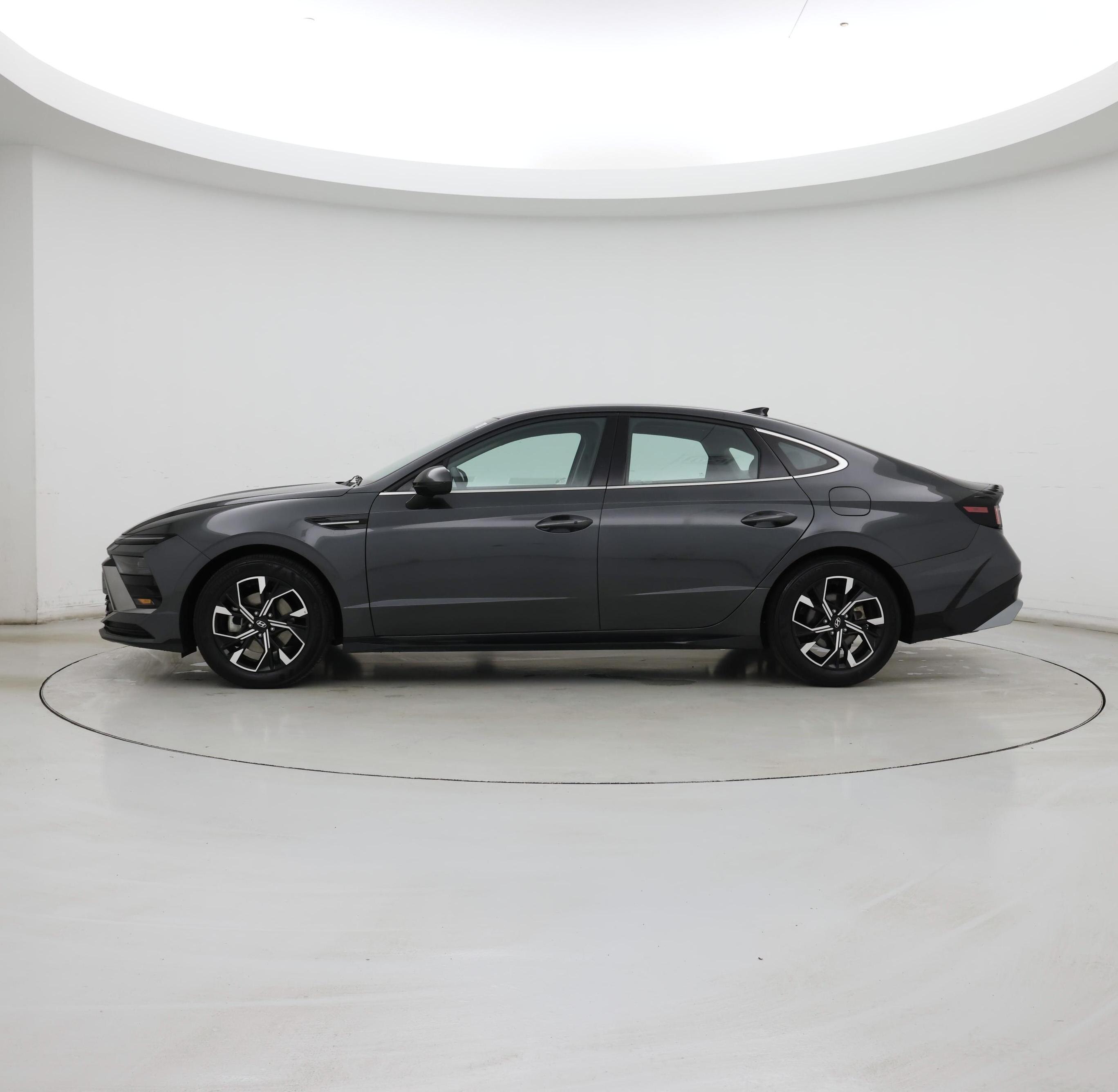 Thumbnail: 2025 Hyundai Sonata - 3