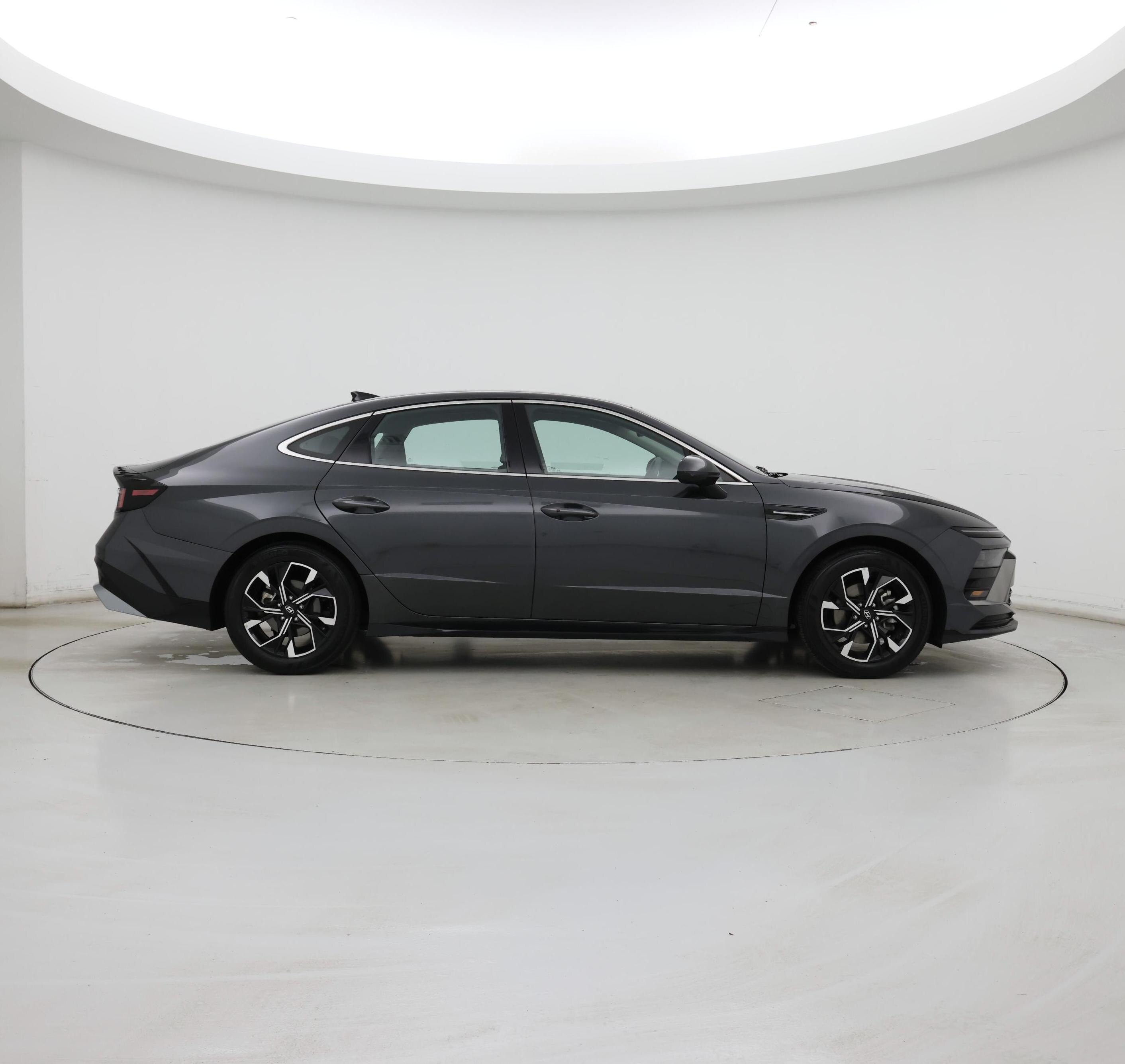 Thumbnail: 2025 Hyundai Sonata - 7