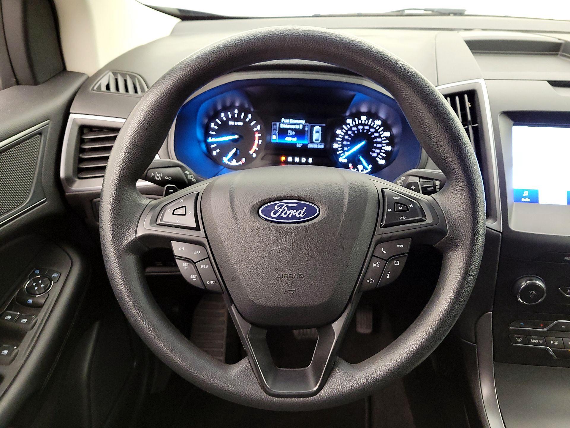 Thumbnail: 2020 Ford Edge - 10