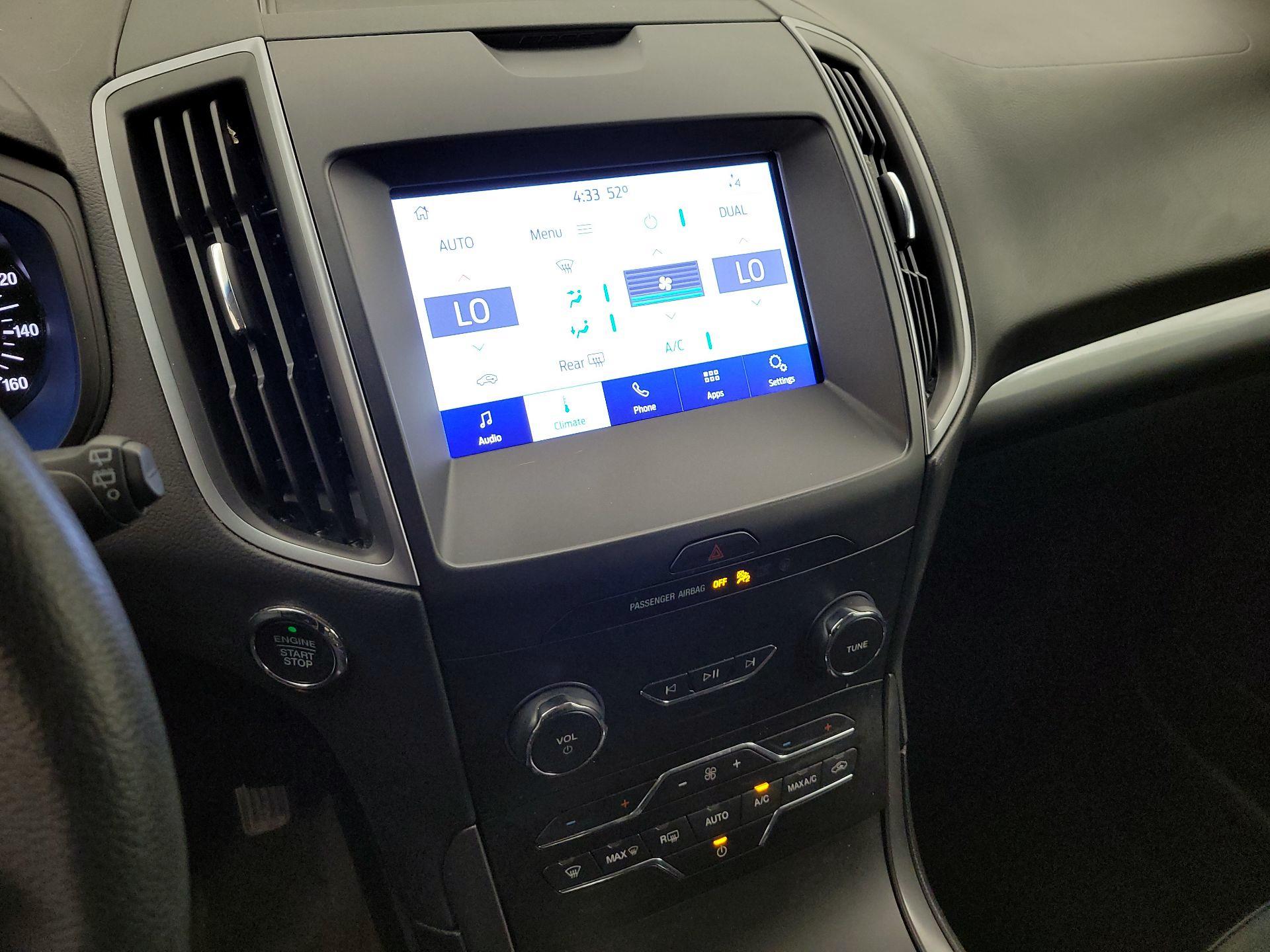 Thumbnail: 2020 Ford Edge - 16
