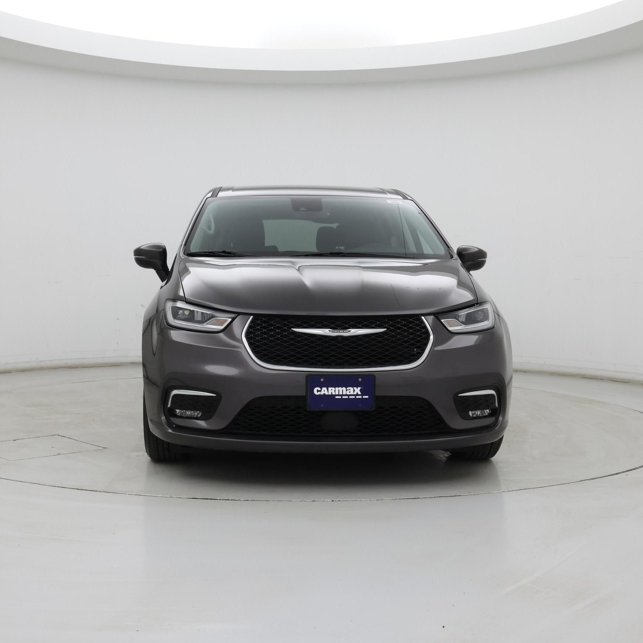 Thumbnail: 2023 Chrysler Pacifica - 5