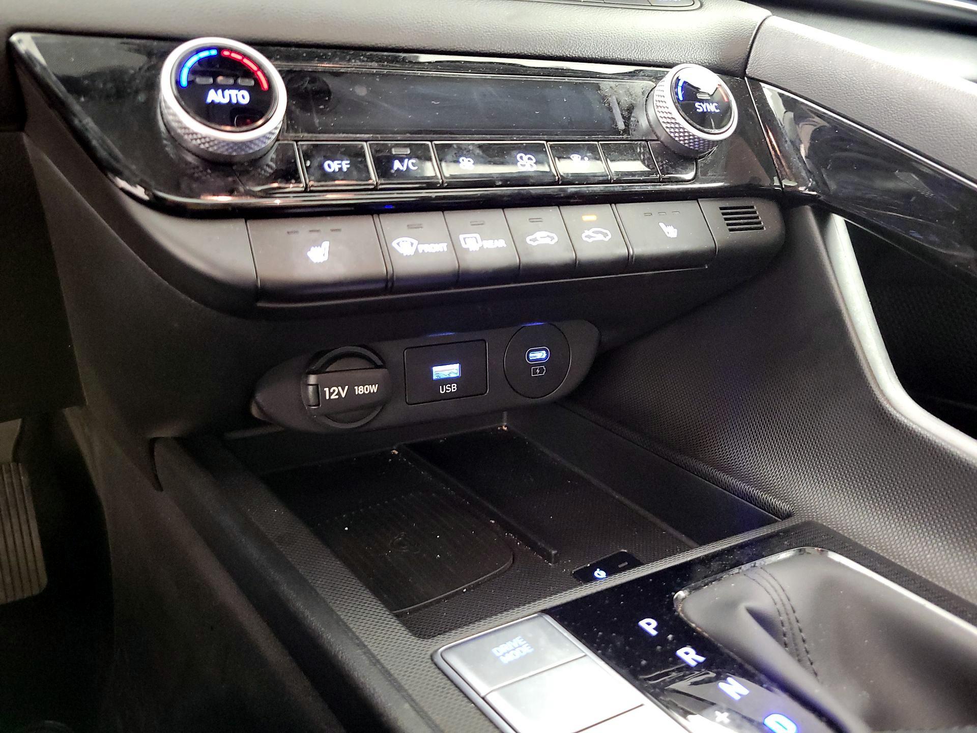 Thumbnail: 2025 Hyundai Elantra - 19