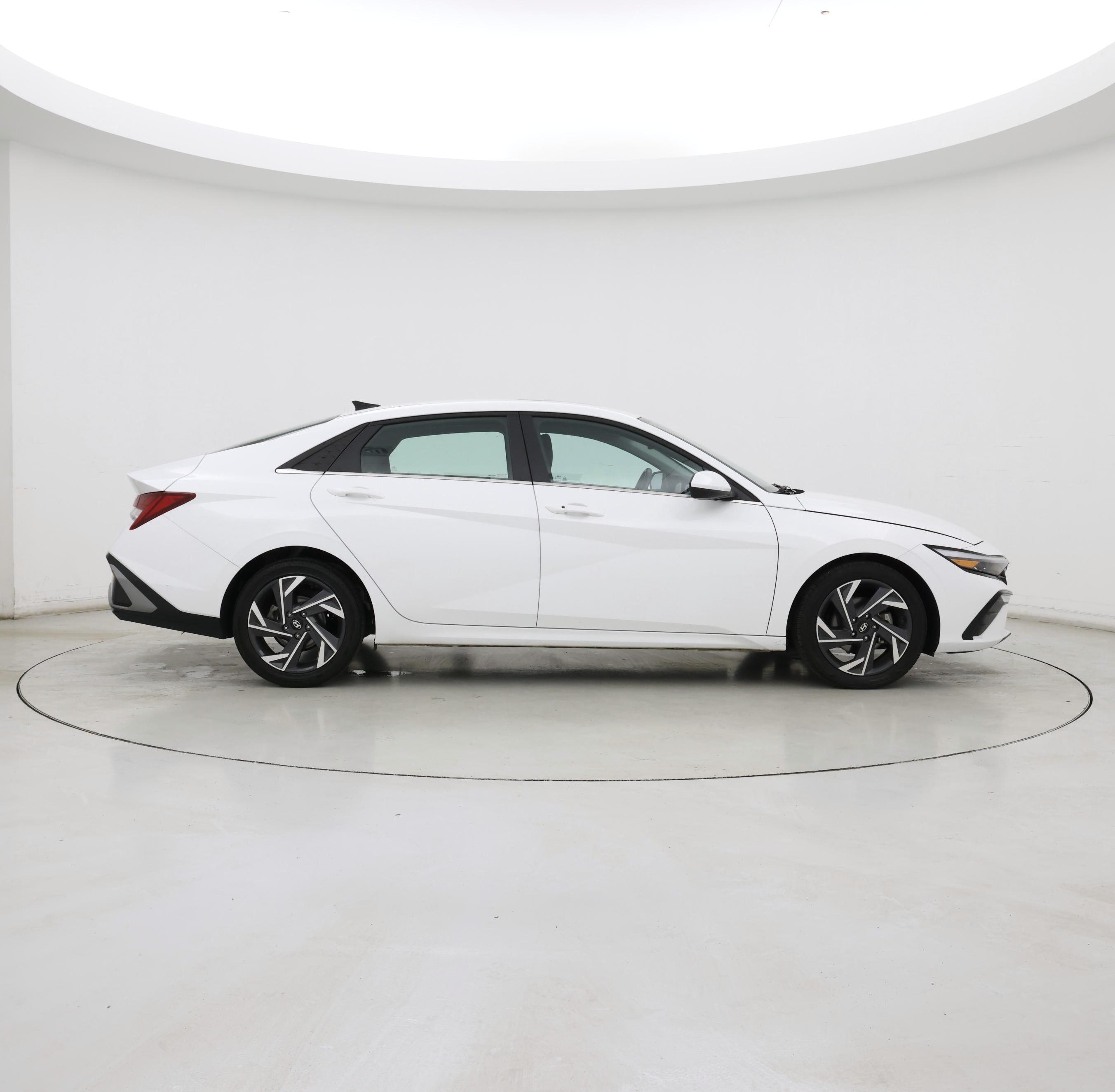 Thumbnail: 2025 Hyundai Elantra - 7