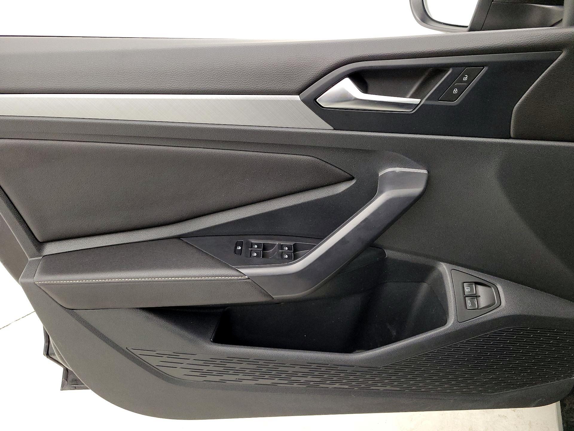Thumbnail: 2024 Volkswagen Jetta - 12