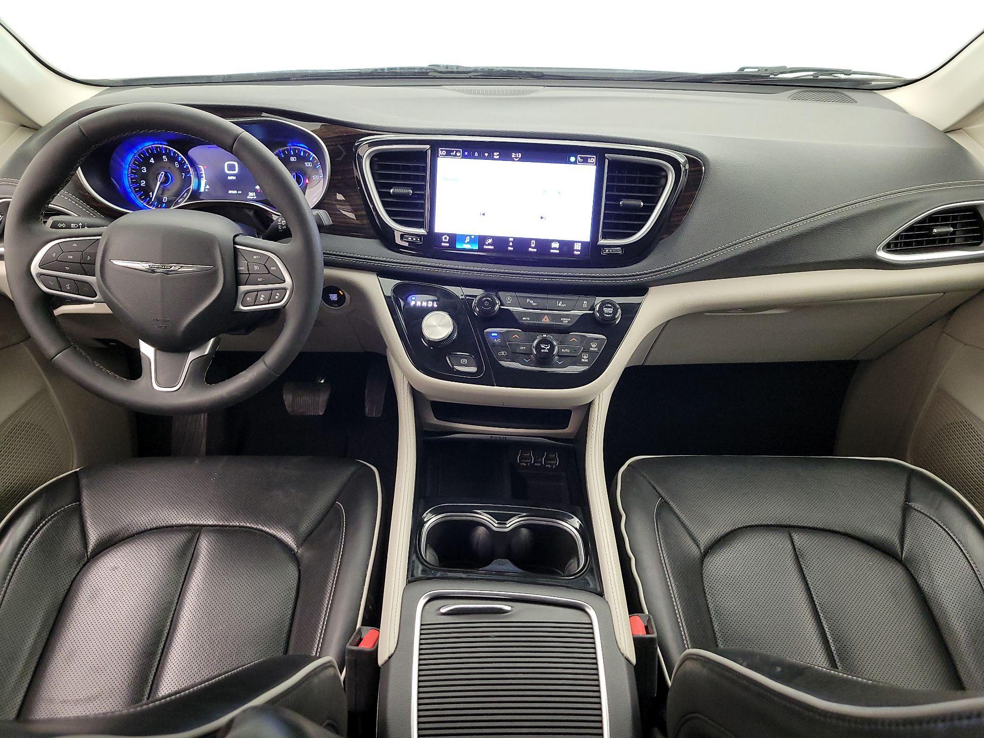 Thumbnail: 2024 Chrysler Pacifica - 9