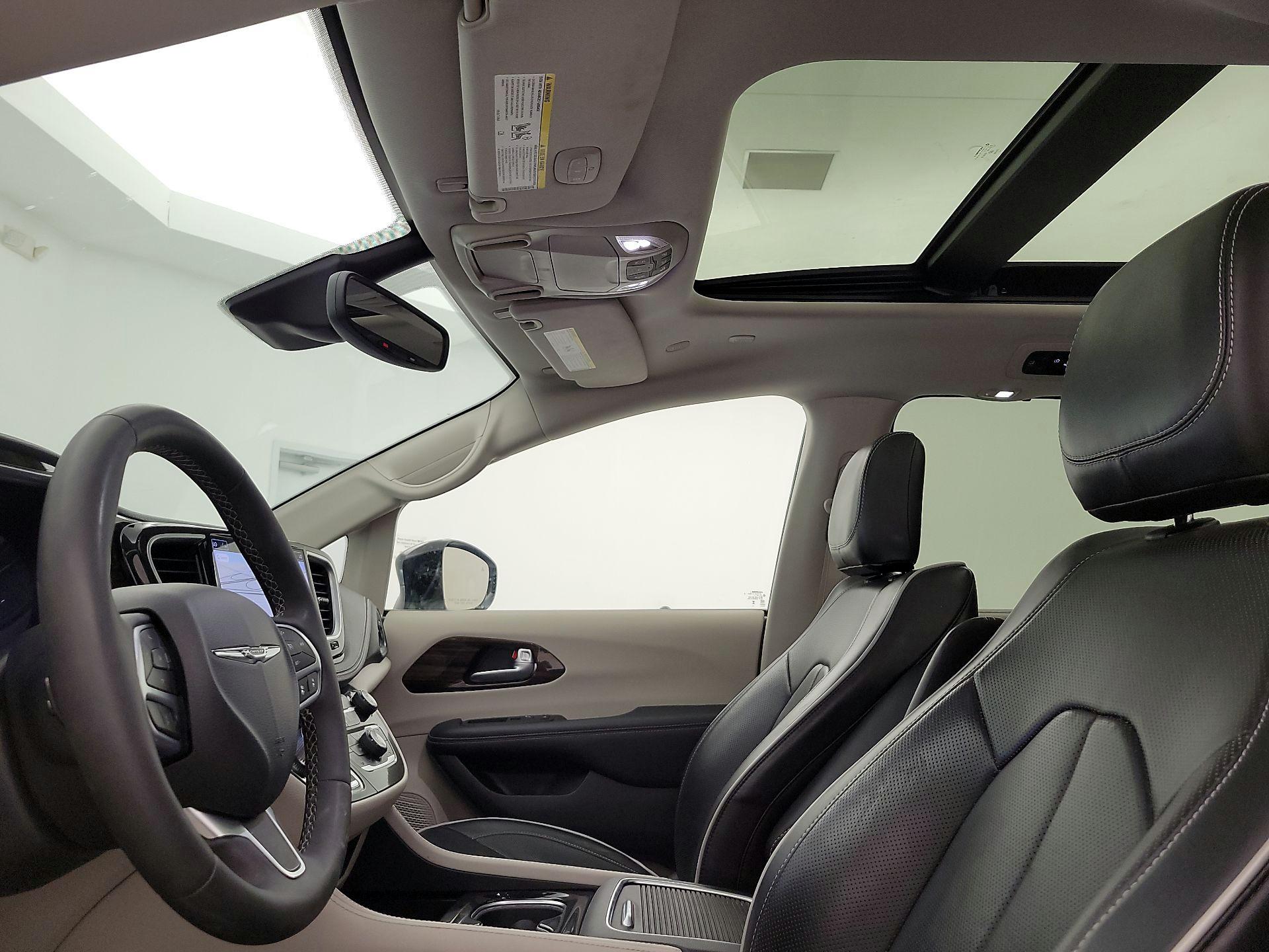 Thumbnail: 2024 Chrysler Pacifica - 20