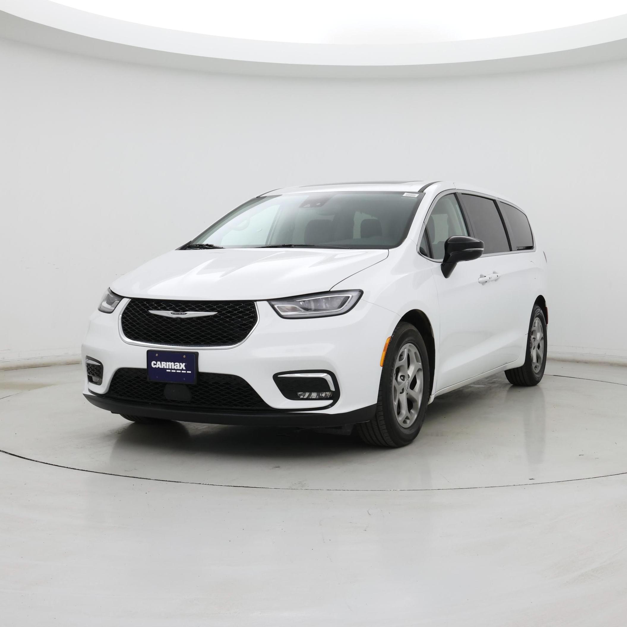 Thumbnail: 2024 Chrysler Pacifica - 4