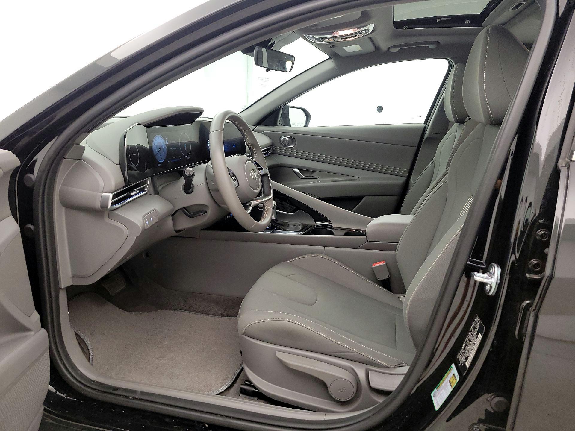 Thumbnail: 2025 Hyundai Elantra - 11