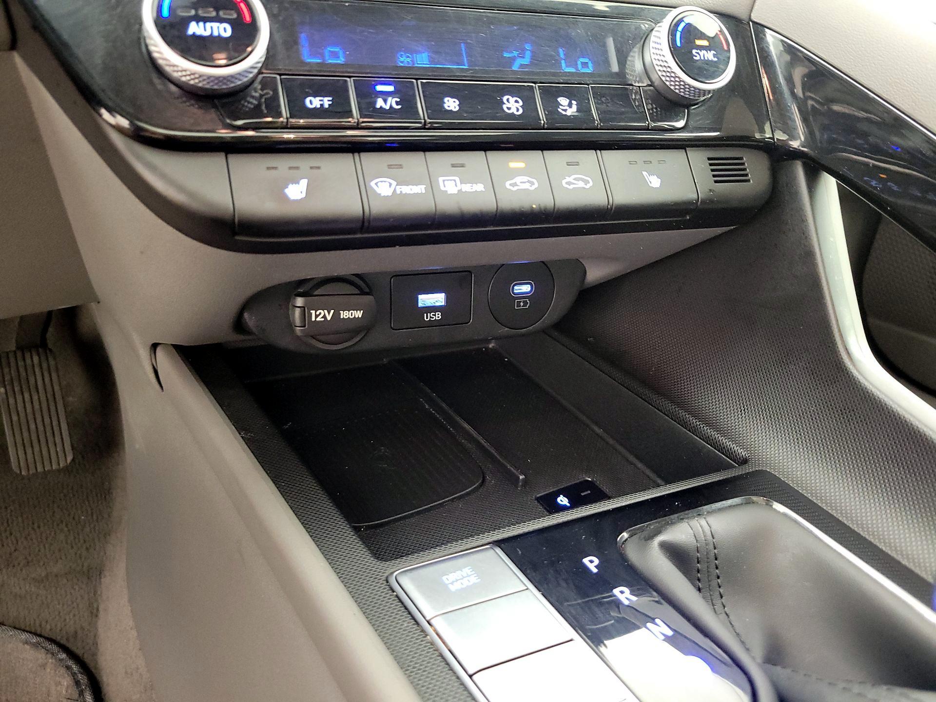 Thumbnail: 2025 Hyundai Elantra - 19