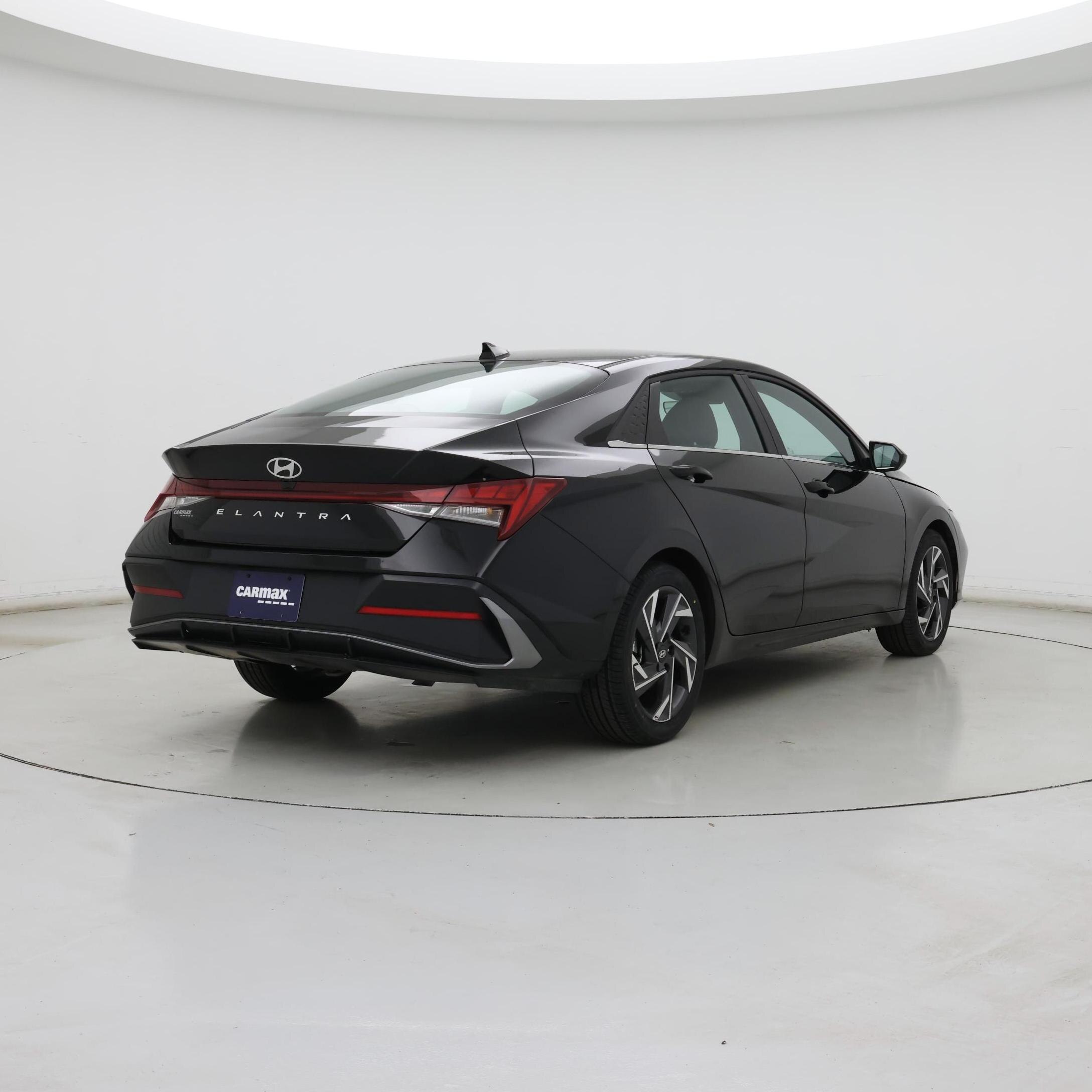 Thumbnail: 2025 Hyundai Elantra - 8