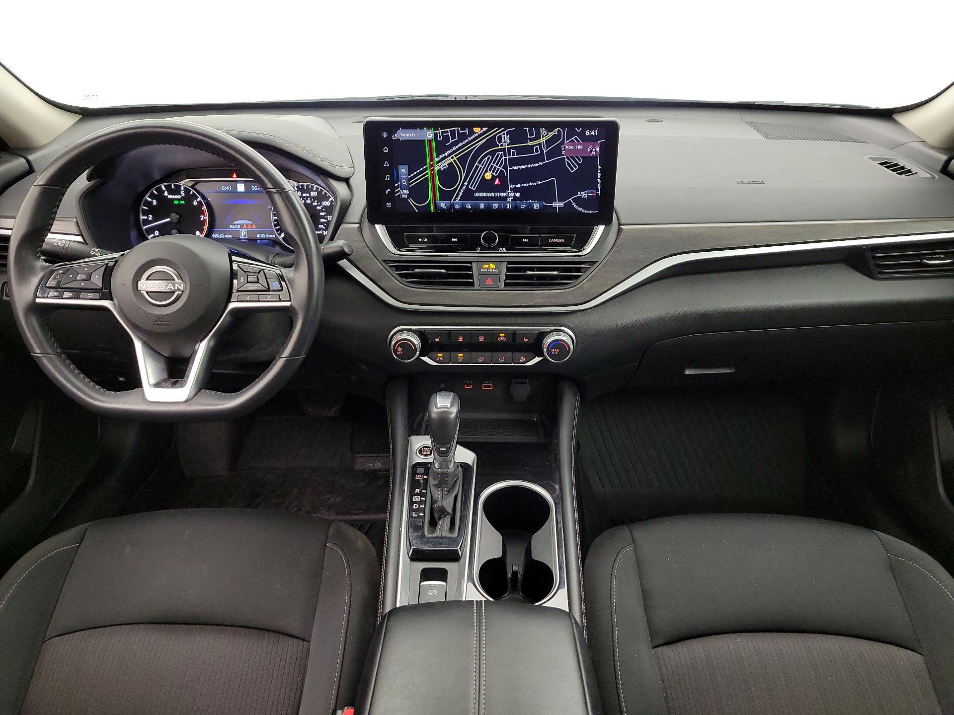 Thumbnail: 2024 Nissan Altima - 9