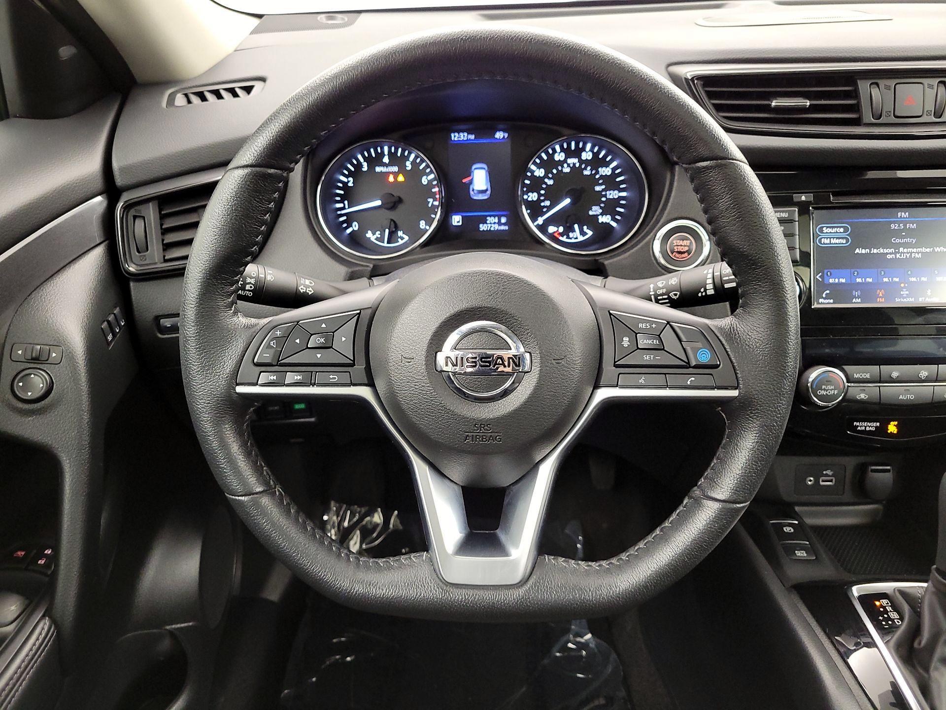 Thumbnail: 2020 Nissan Rogue - 10