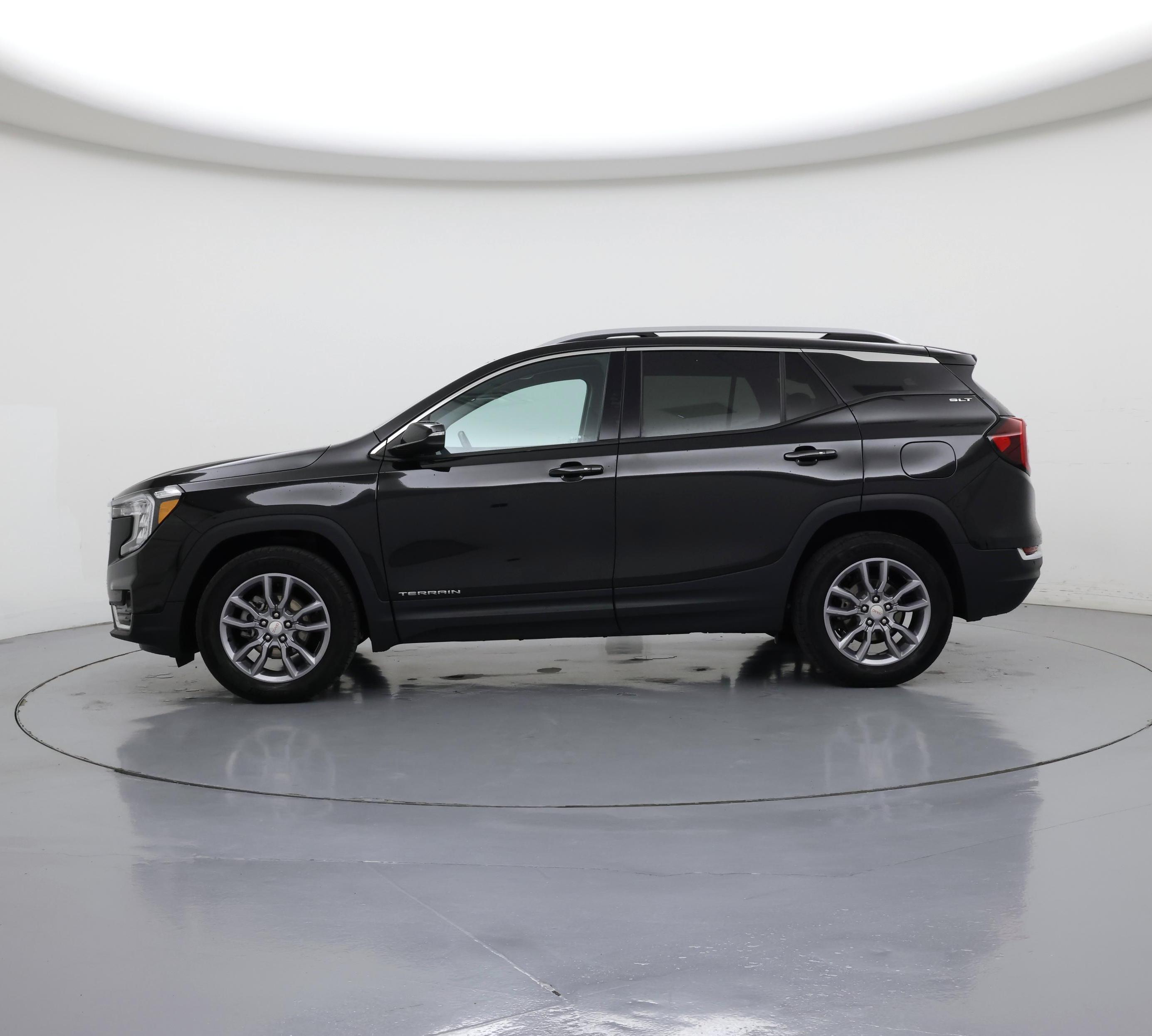 Thumbnail: 2022 GMC Terrain - 3
