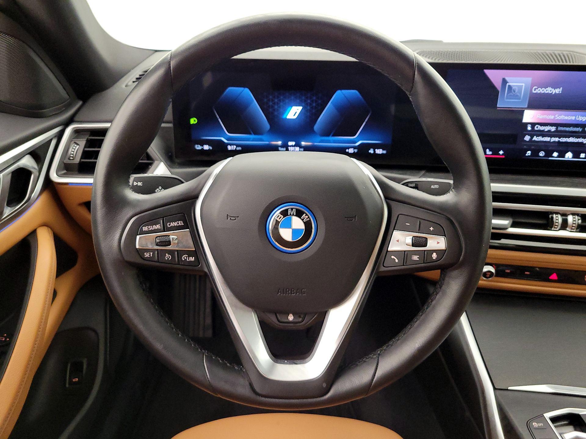 Thumbnail: 2024 BMW i4 - 10