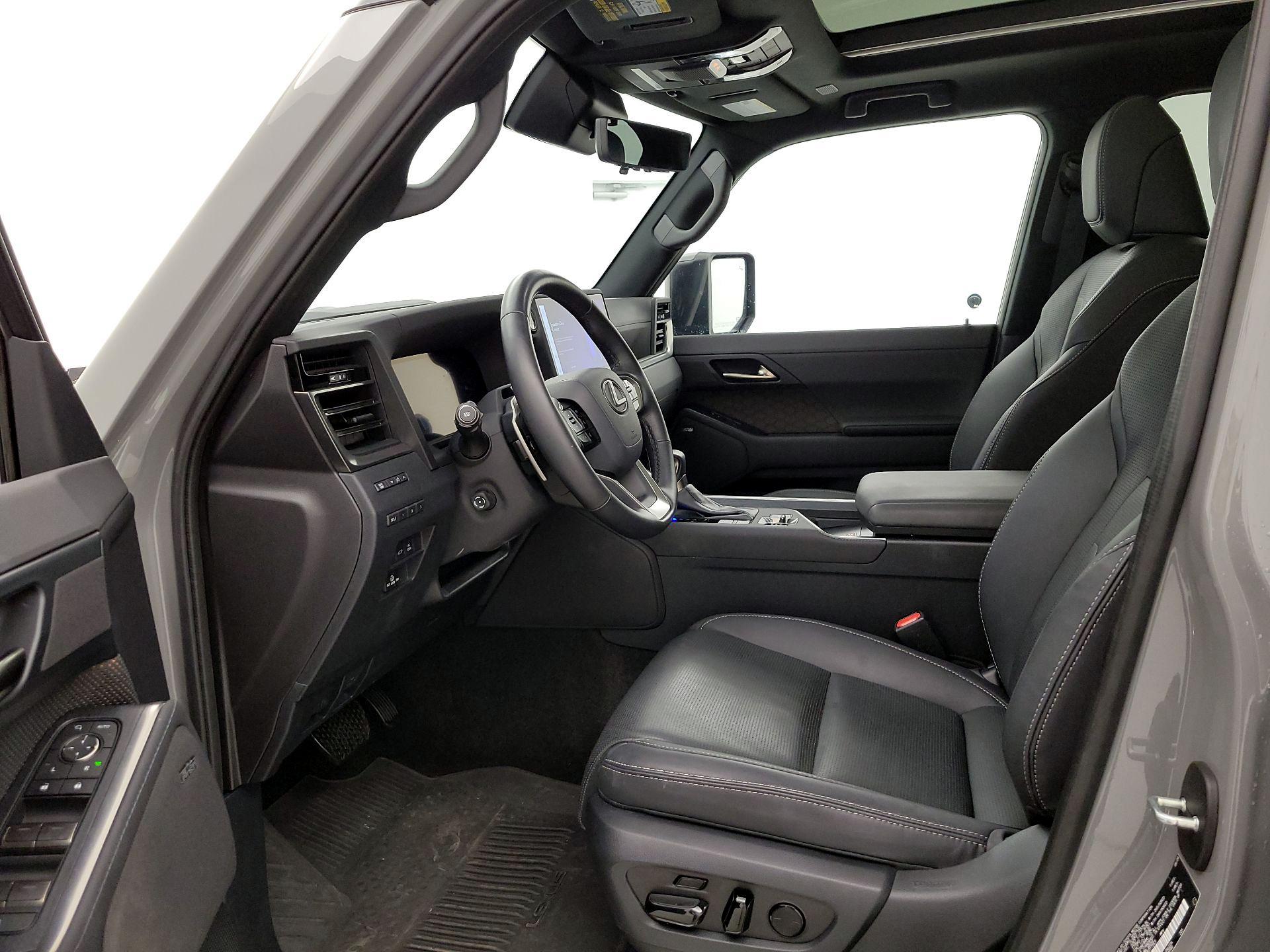 Thumbnail: 2024 Lexus GX - 11