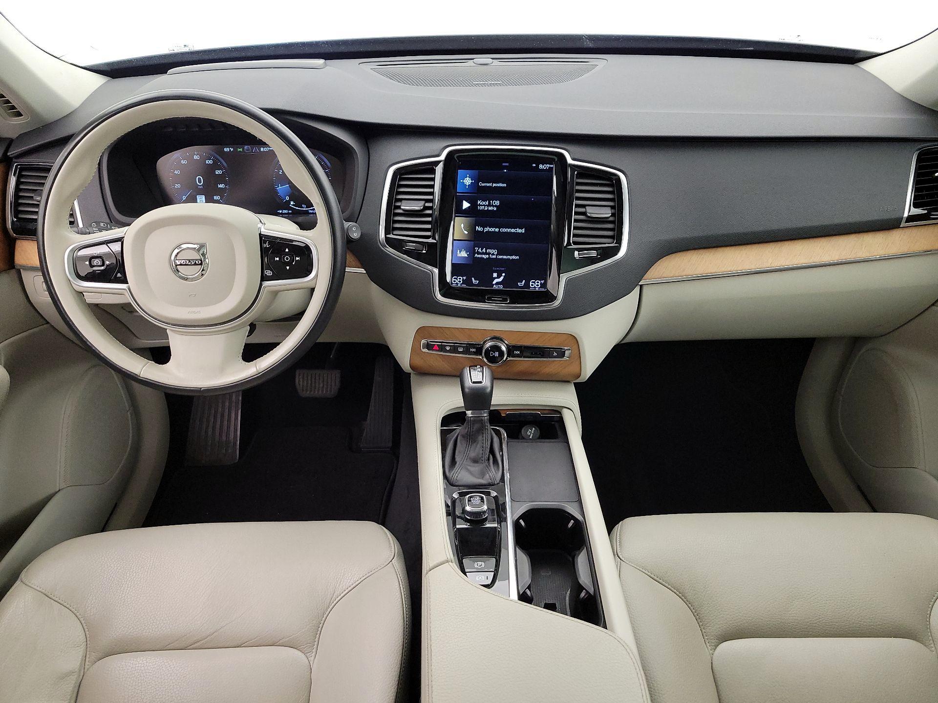 Thumbnail: 2022 Volvo XC90 - 9
