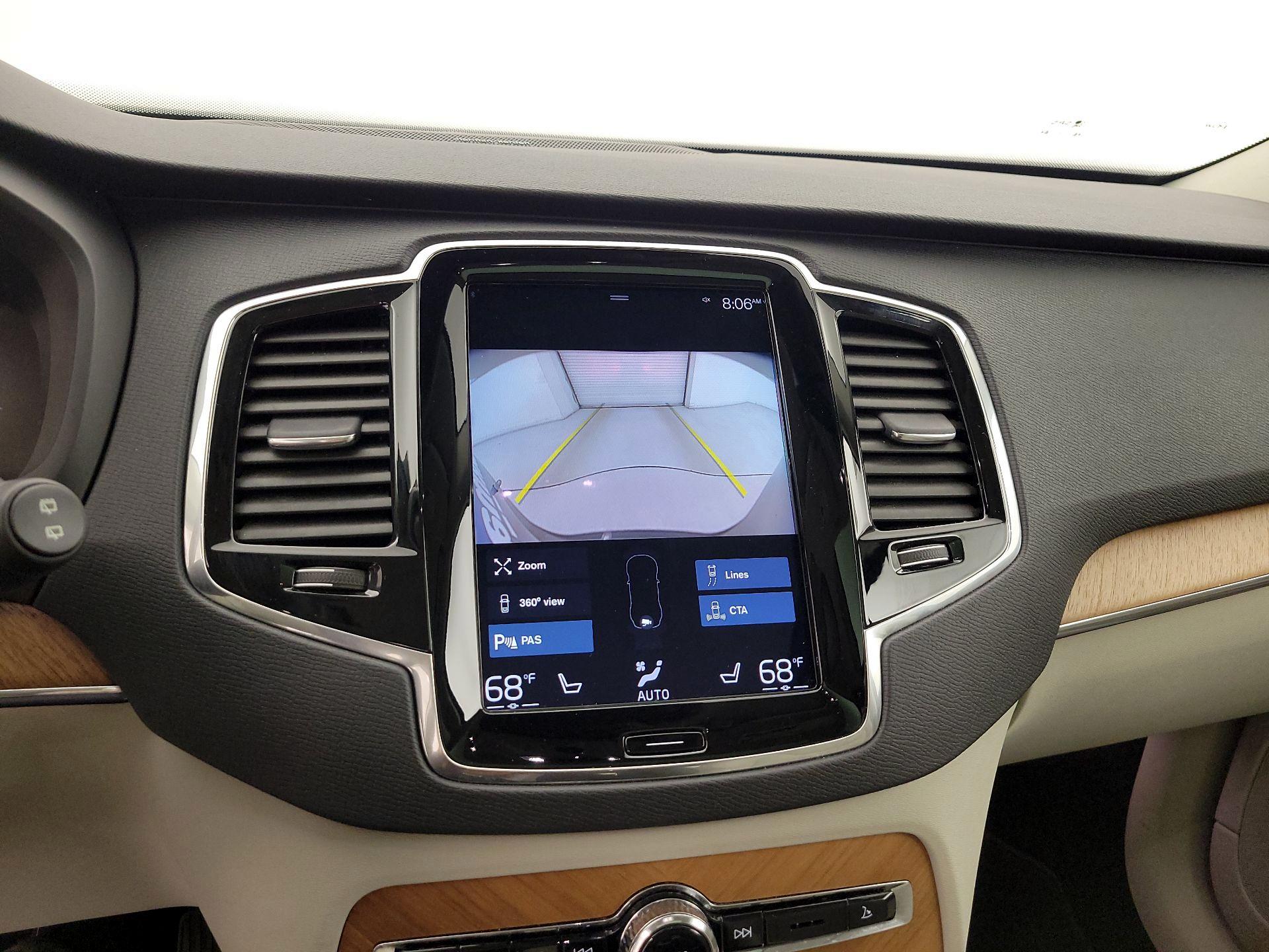 Thumbnail: 2022 Volvo XC90 - 15