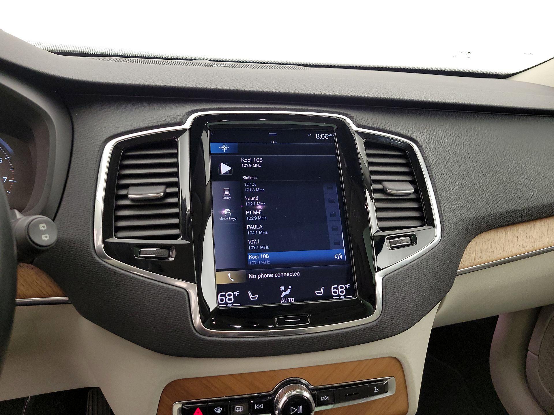 Thumbnail: 2022 Volvo XC90 - 16
