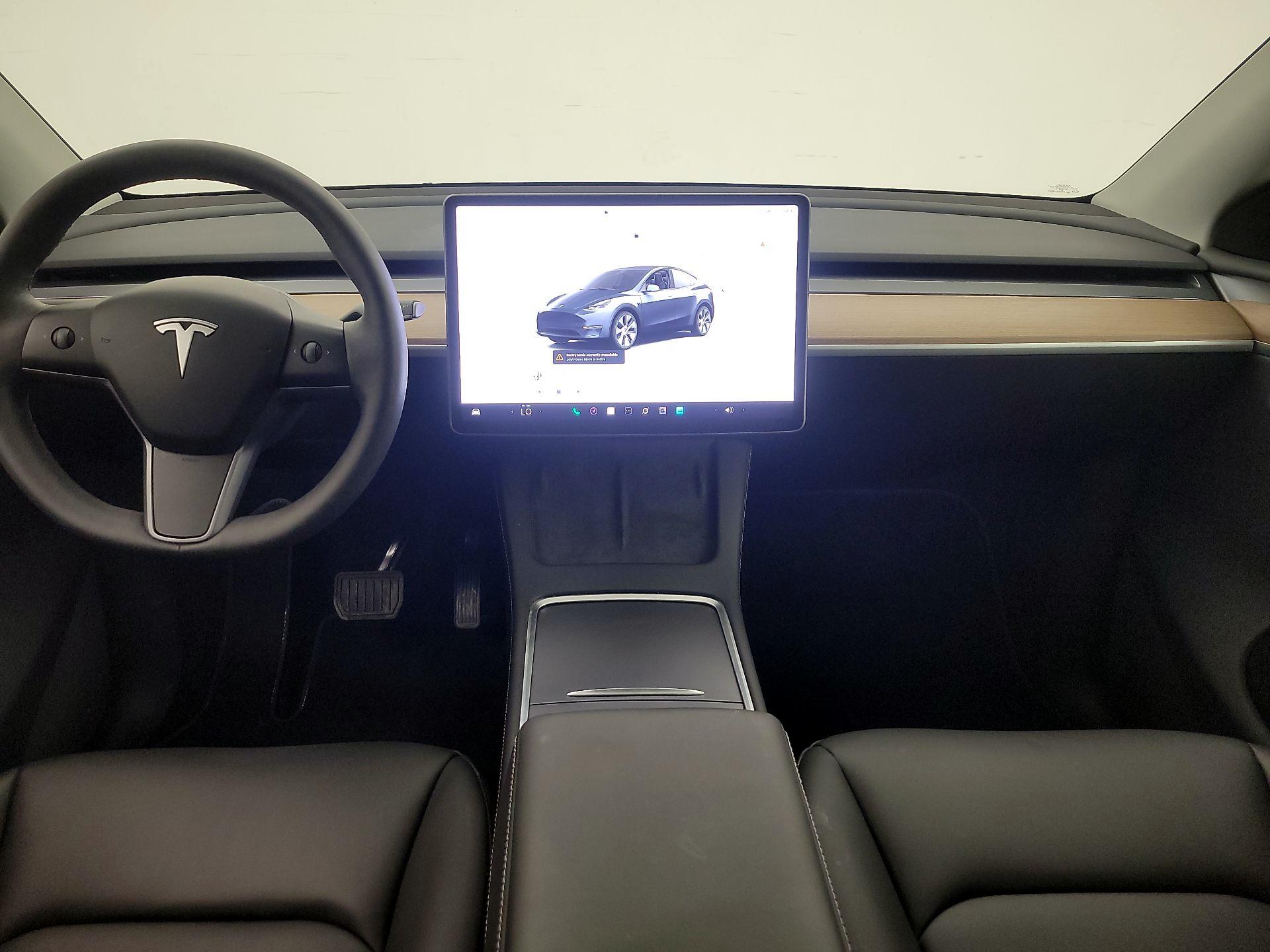 Thumbnail: 2023 Tesla Model Y - 9
