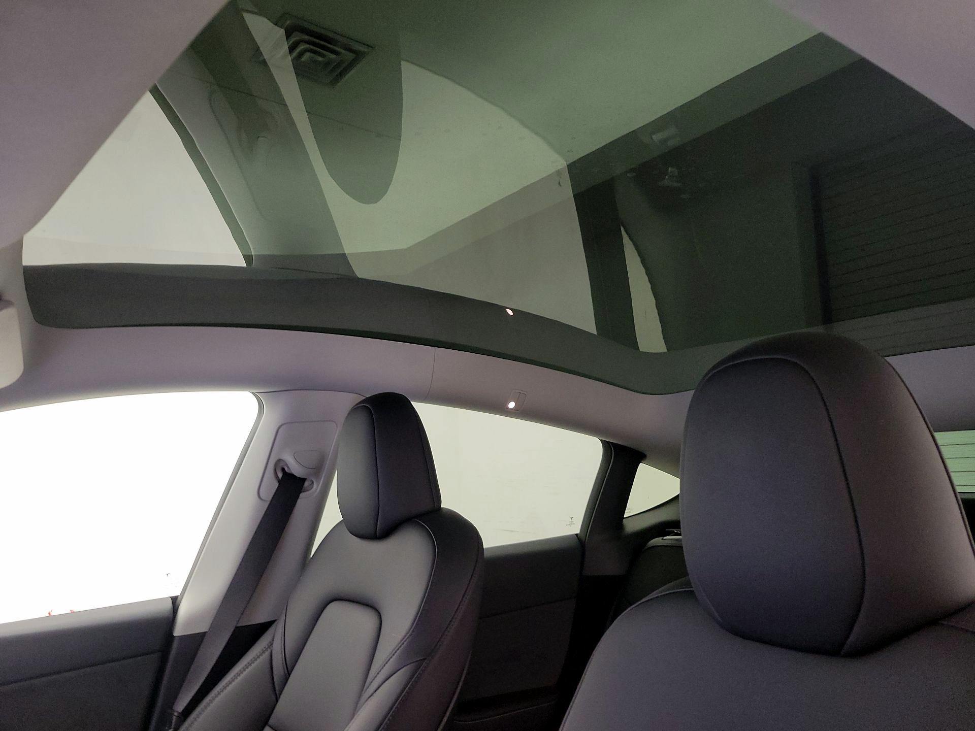 Thumbnail: 2023 Tesla Model Y - 19