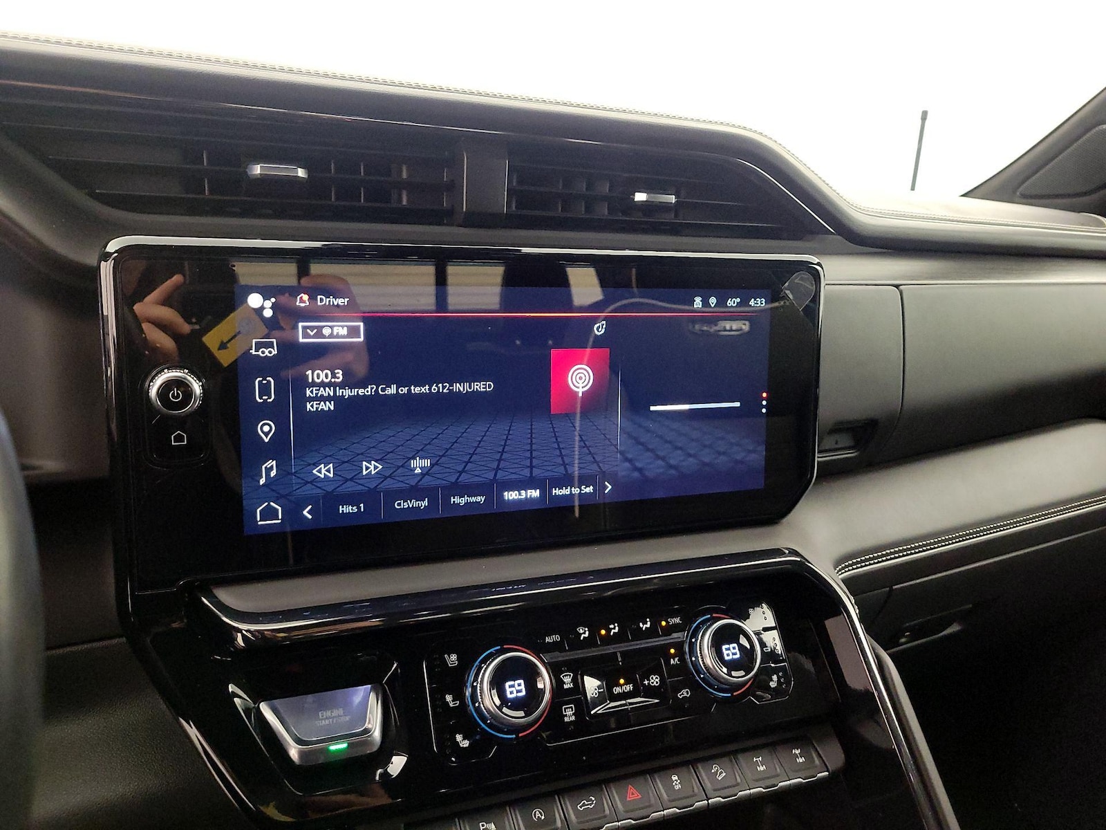 2023 GMC Sierra 1500 AT4X - Photo 15