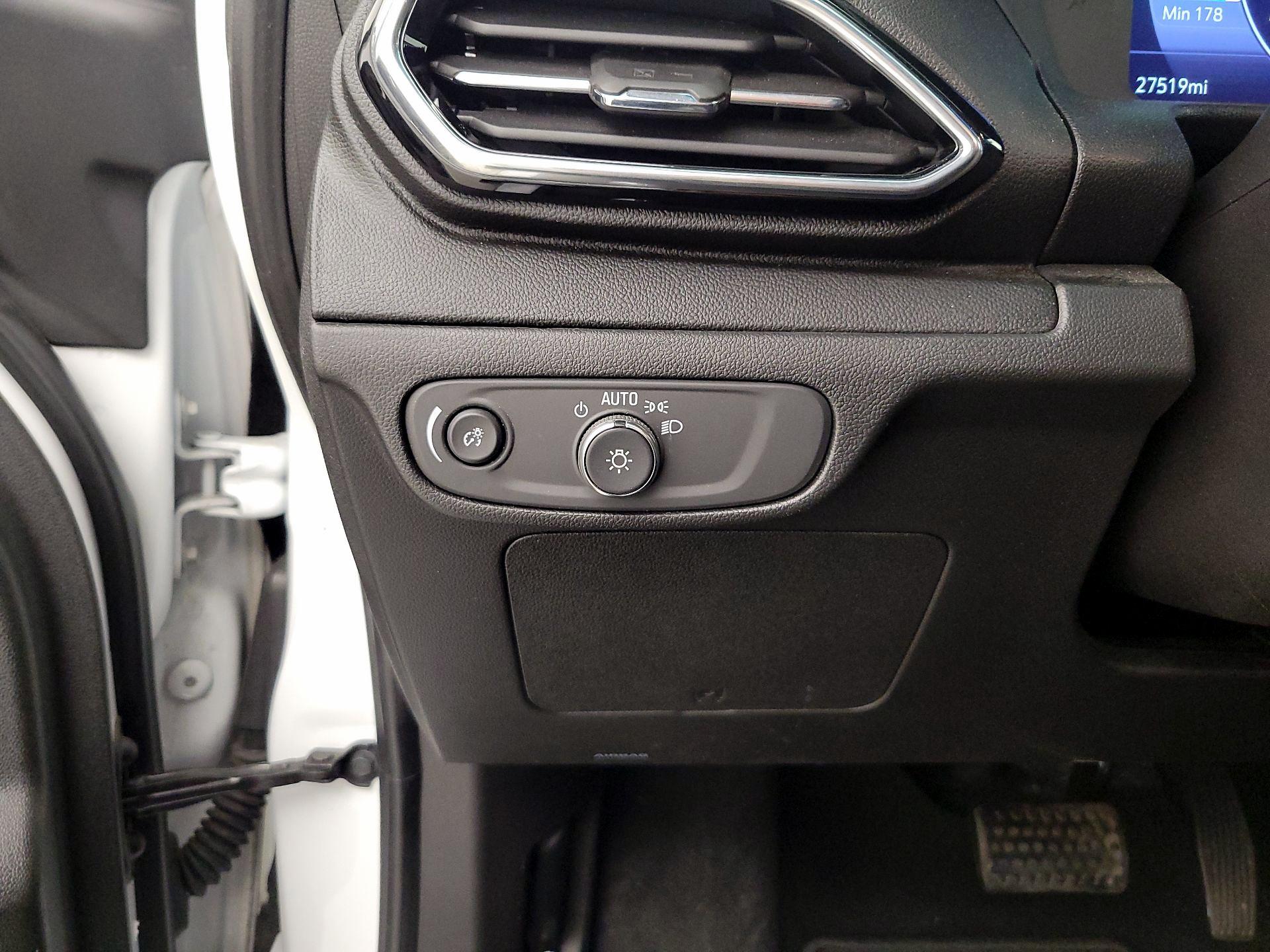 Thumbnail: 2023 Chevrolet Bolt EV - 13