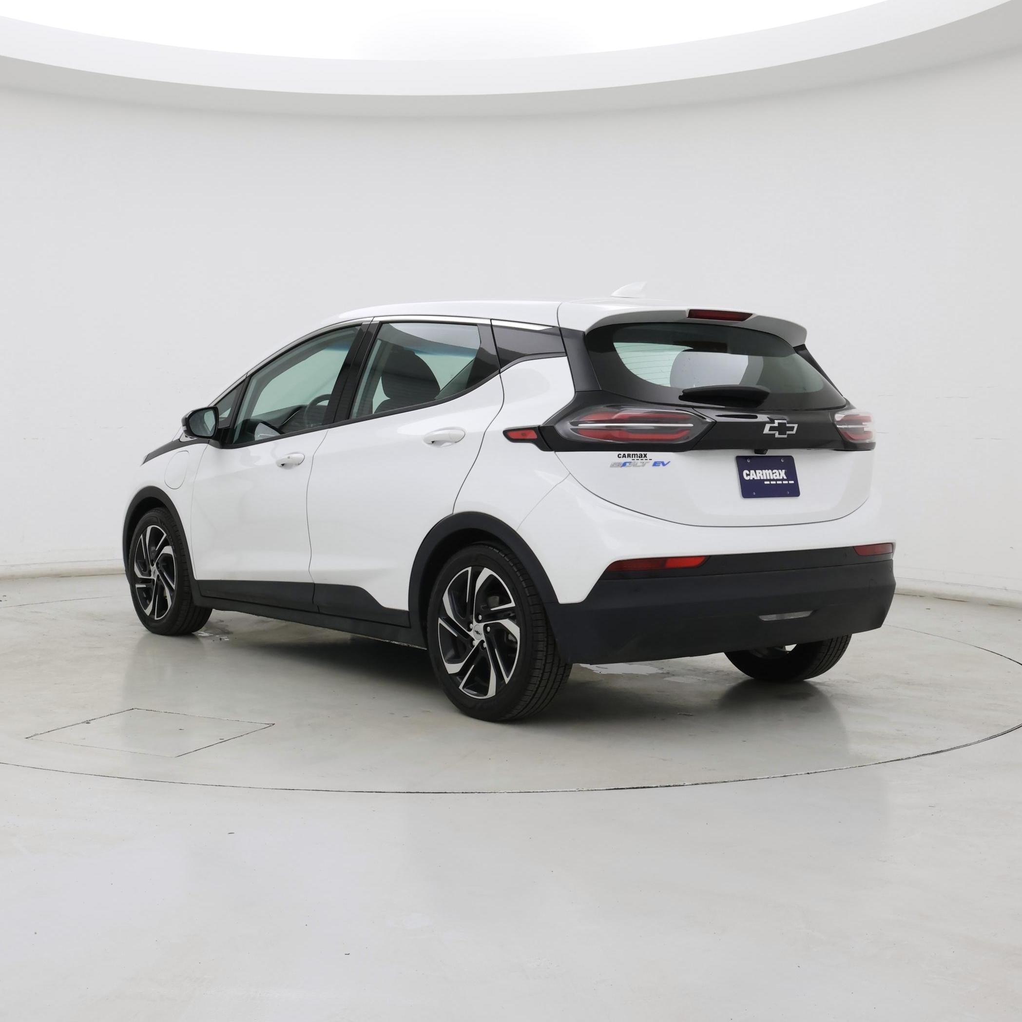 Thumbnail: 2023 Chevrolet Bolt EV - 2