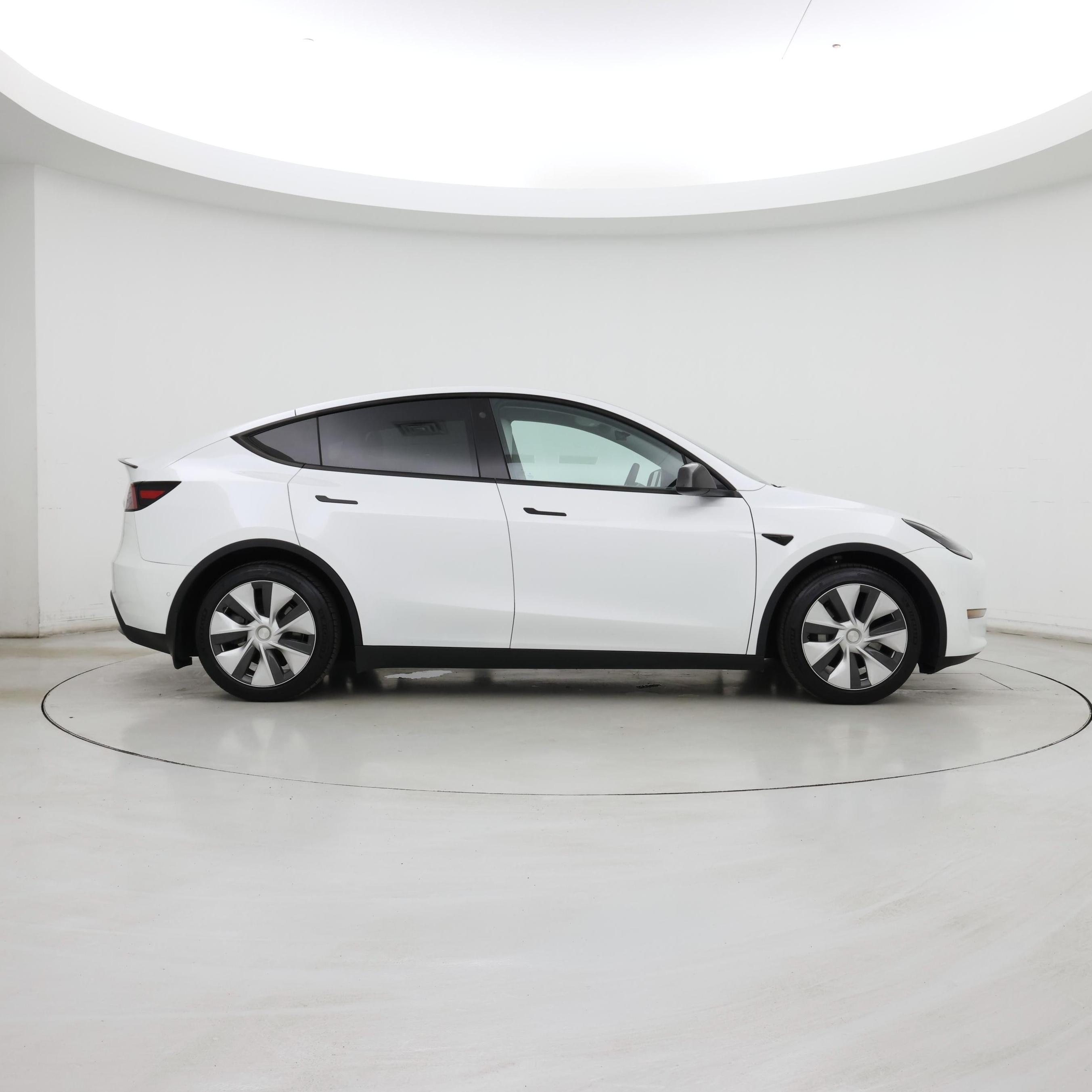 Thumbnail: 2022 Tesla Model Y - 7