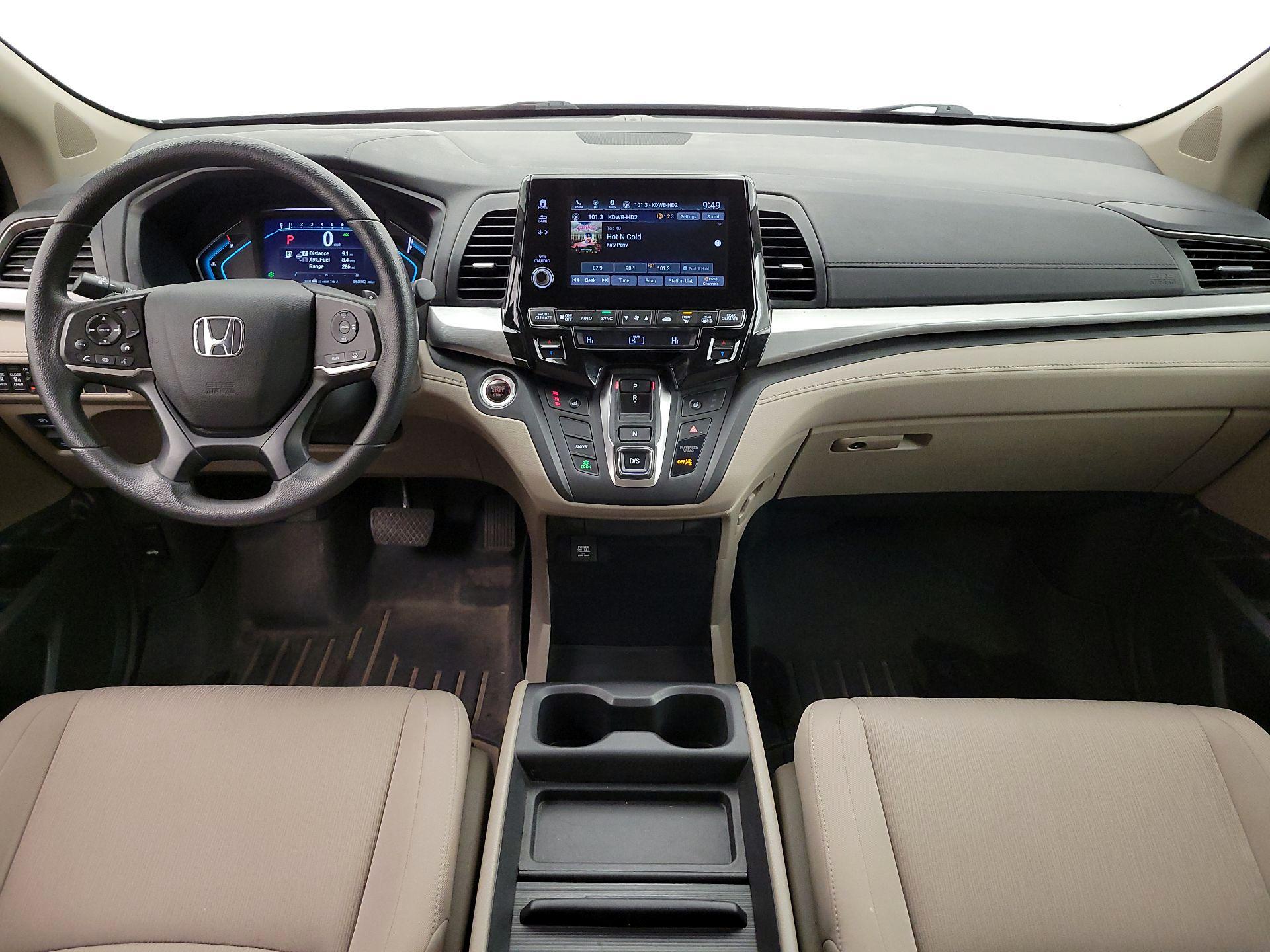 Thumbnail: 2018 Honda Odyssey - 9