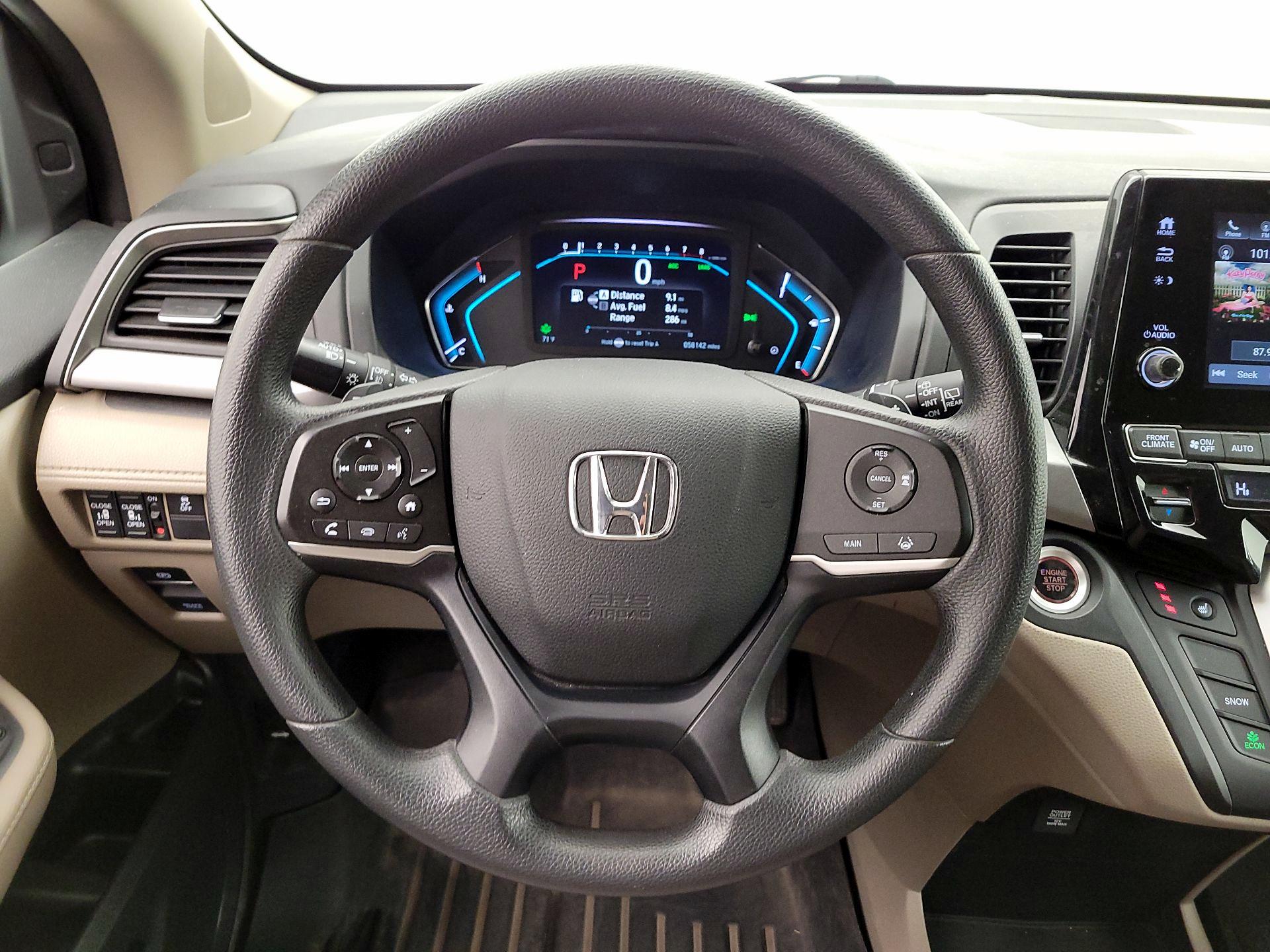 Thumbnail: 2018 Honda Odyssey - 10