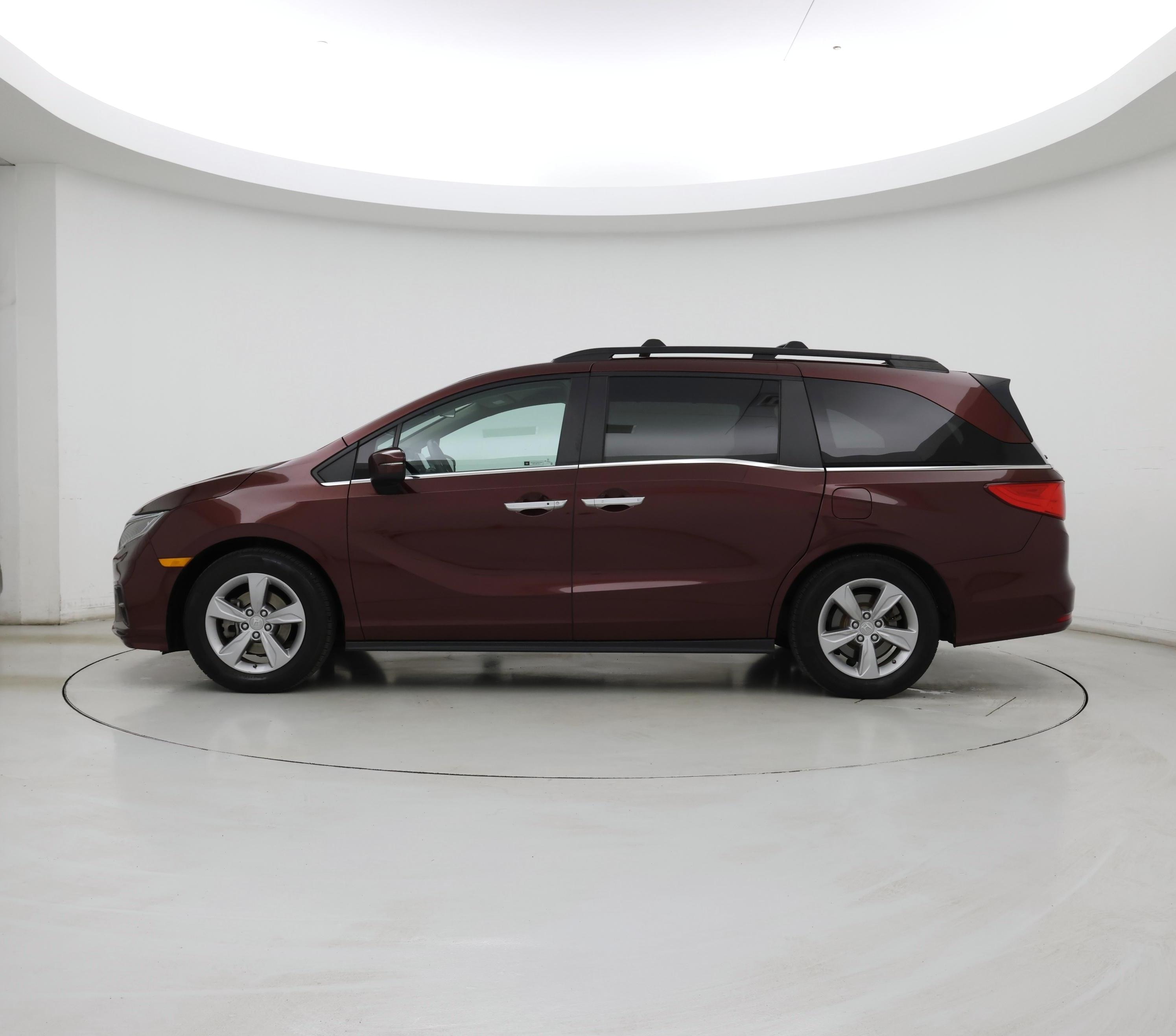 Thumbnail: 2018 Honda Odyssey - 3