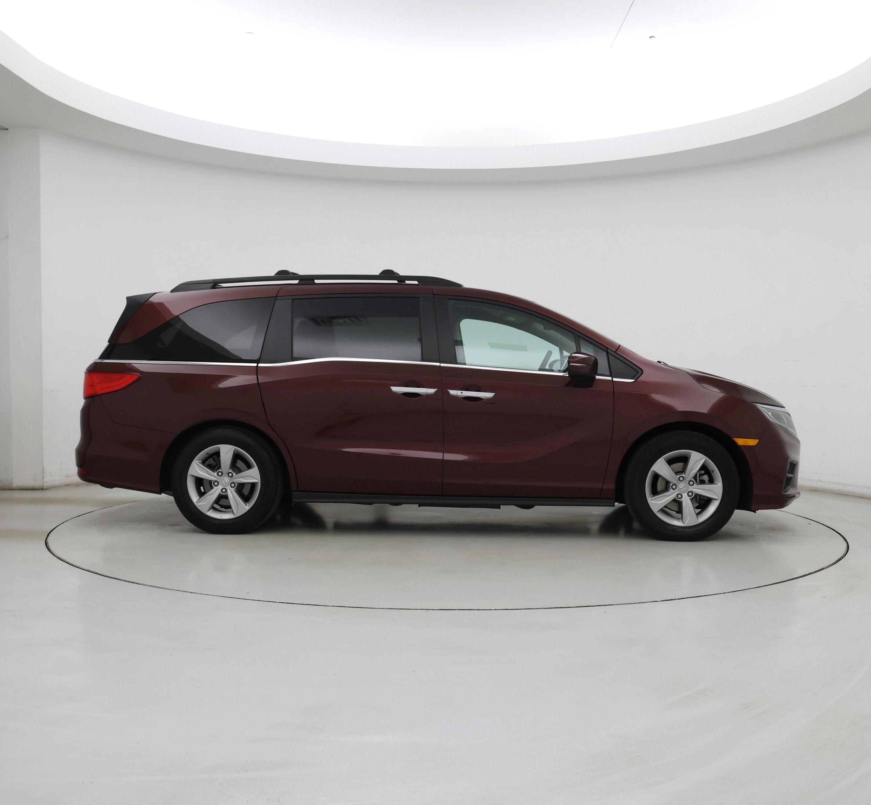 Thumbnail: 2018 Honda Odyssey - 7