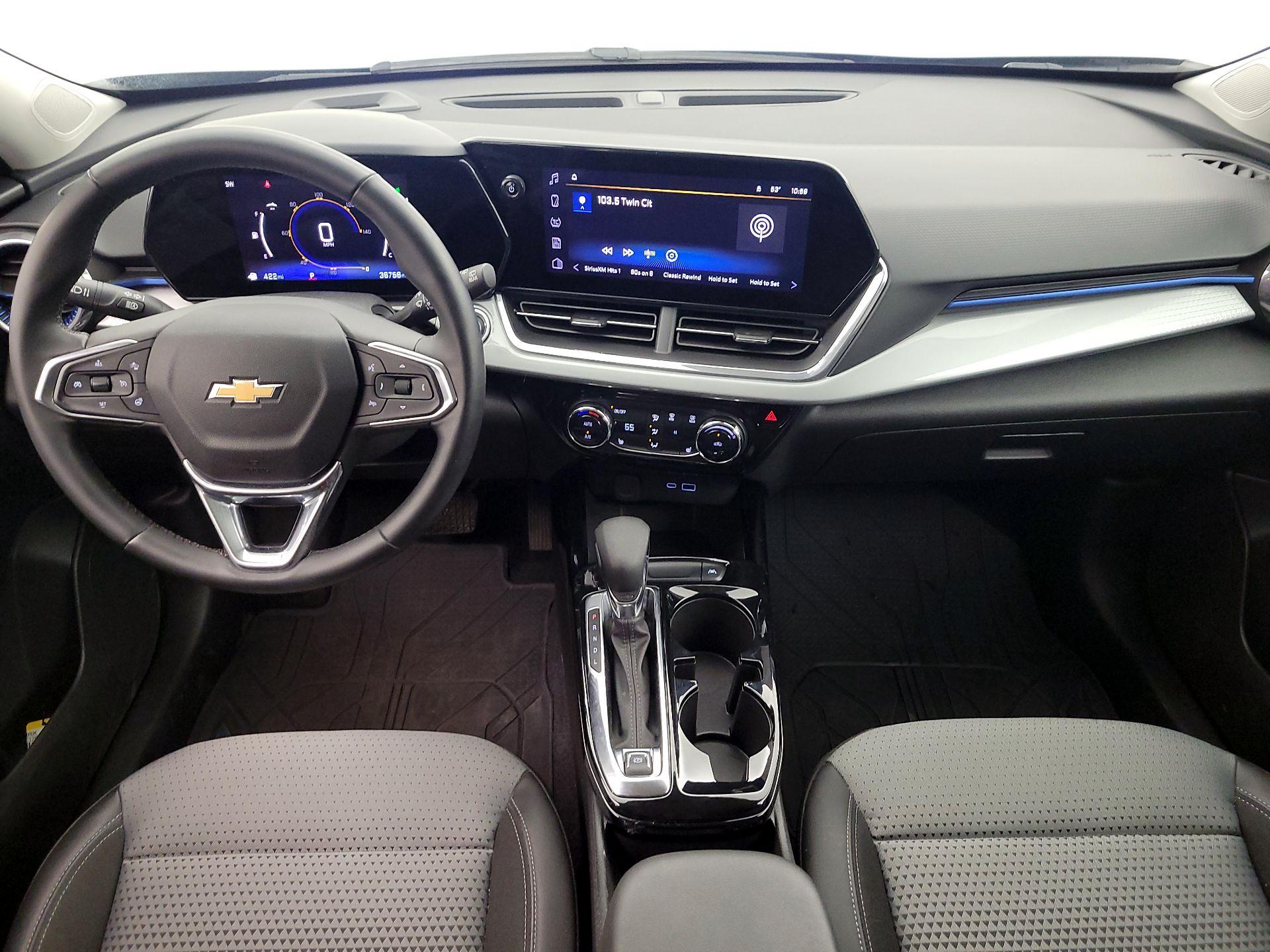 Thumbnail: 2024 Chevrolet Trax - 9