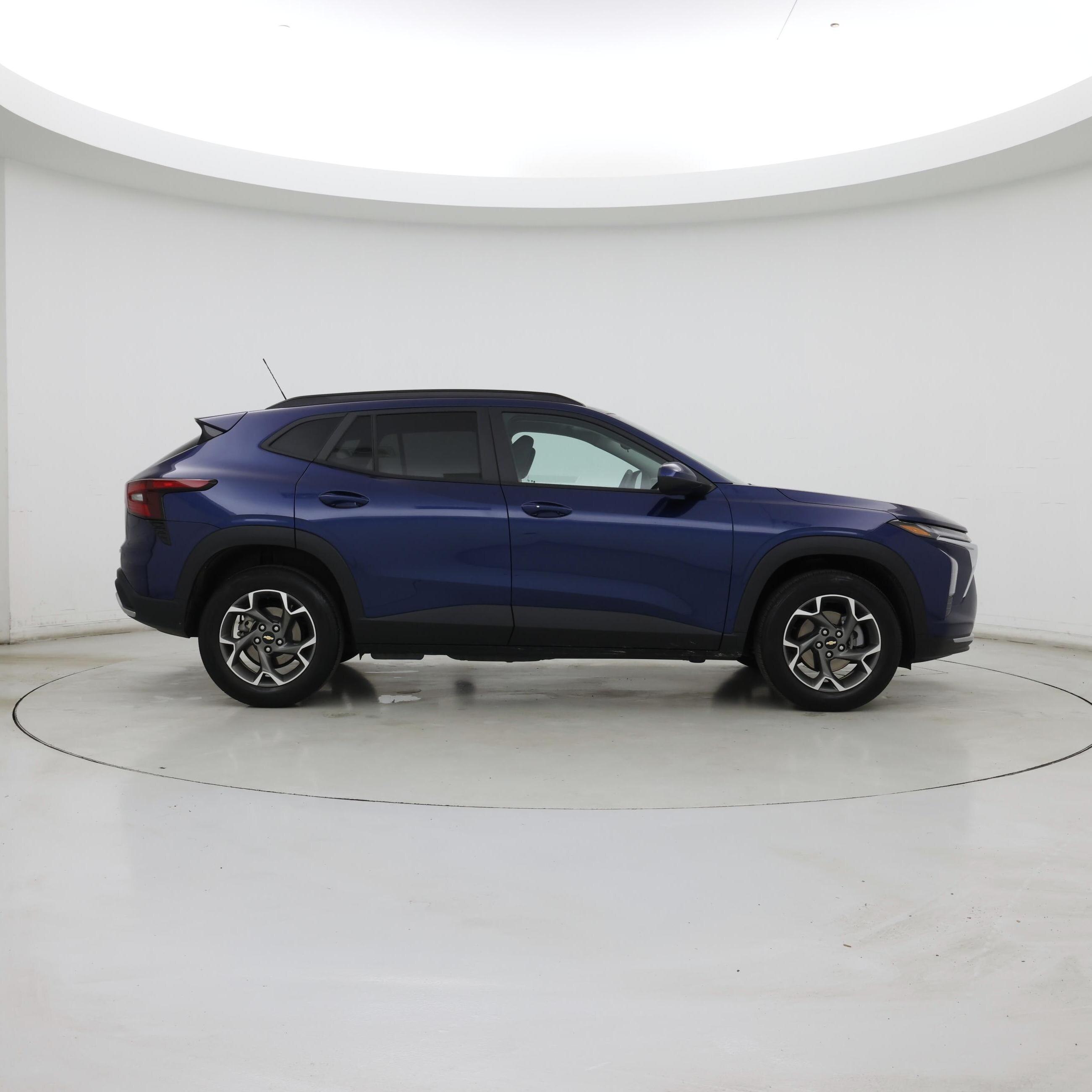 Thumbnail: 2024 Chevrolet Trax - 7