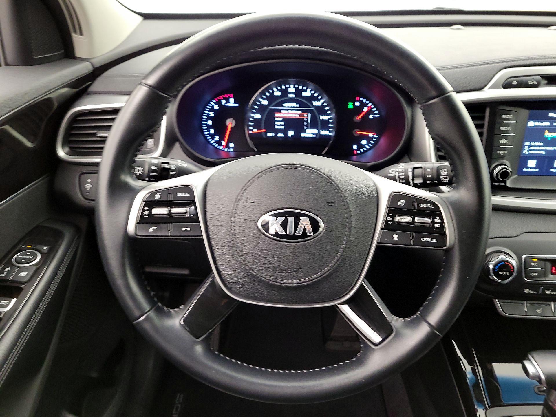 Thumbnail: 2019 Kia Sorento - 10