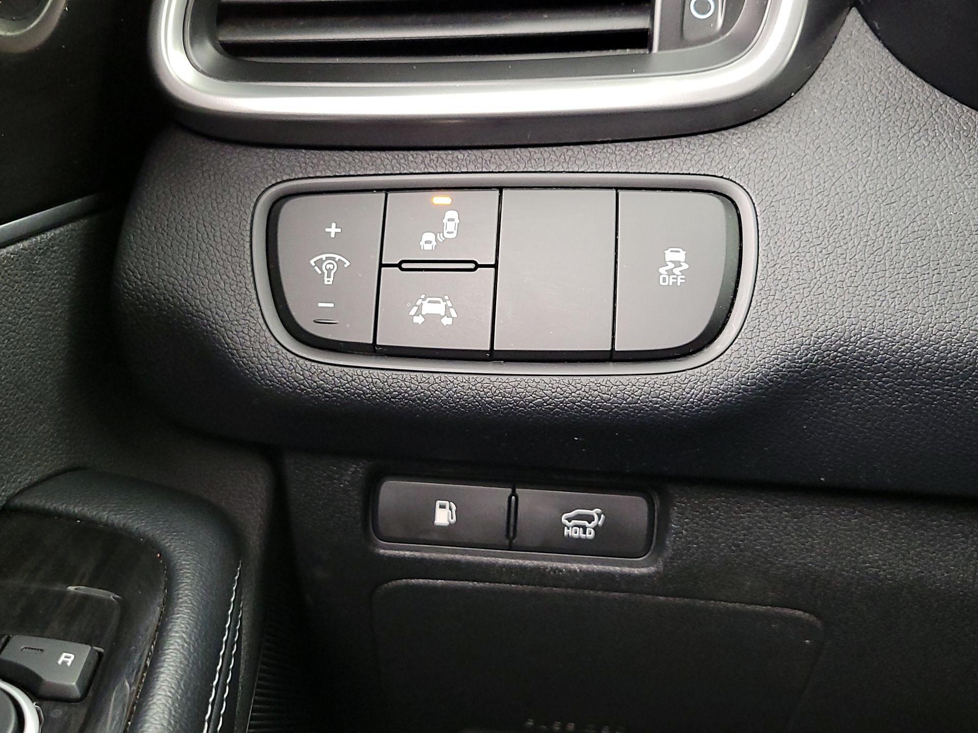 Thumbnail: 2019 Kia Sorento - 13
