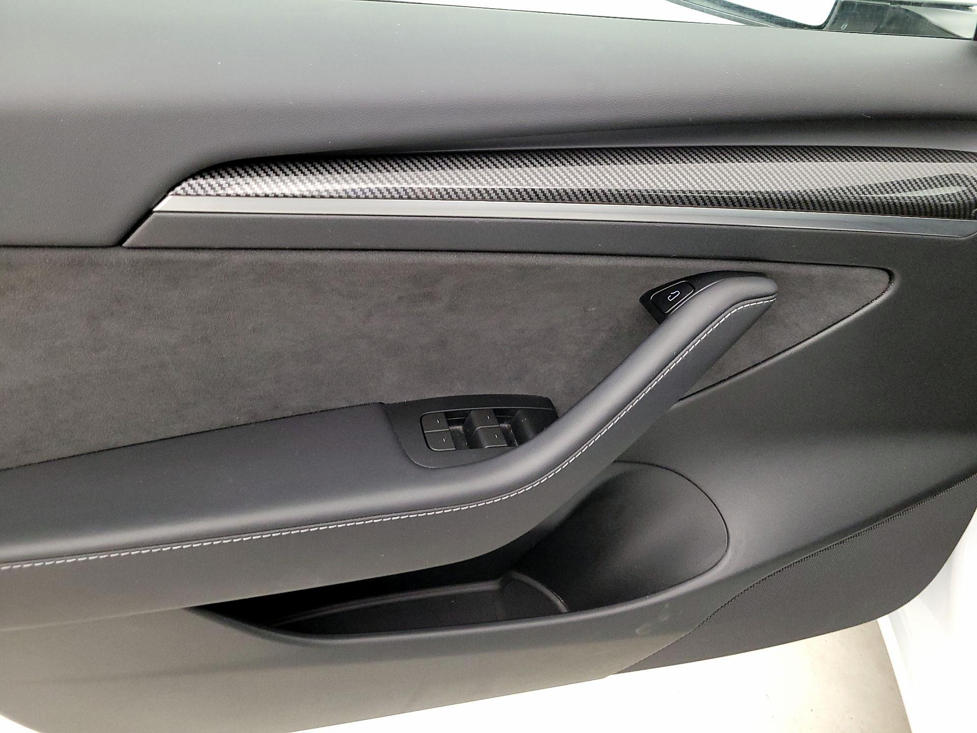 Thumbnail: 2023 Tesla Model 3 - 12