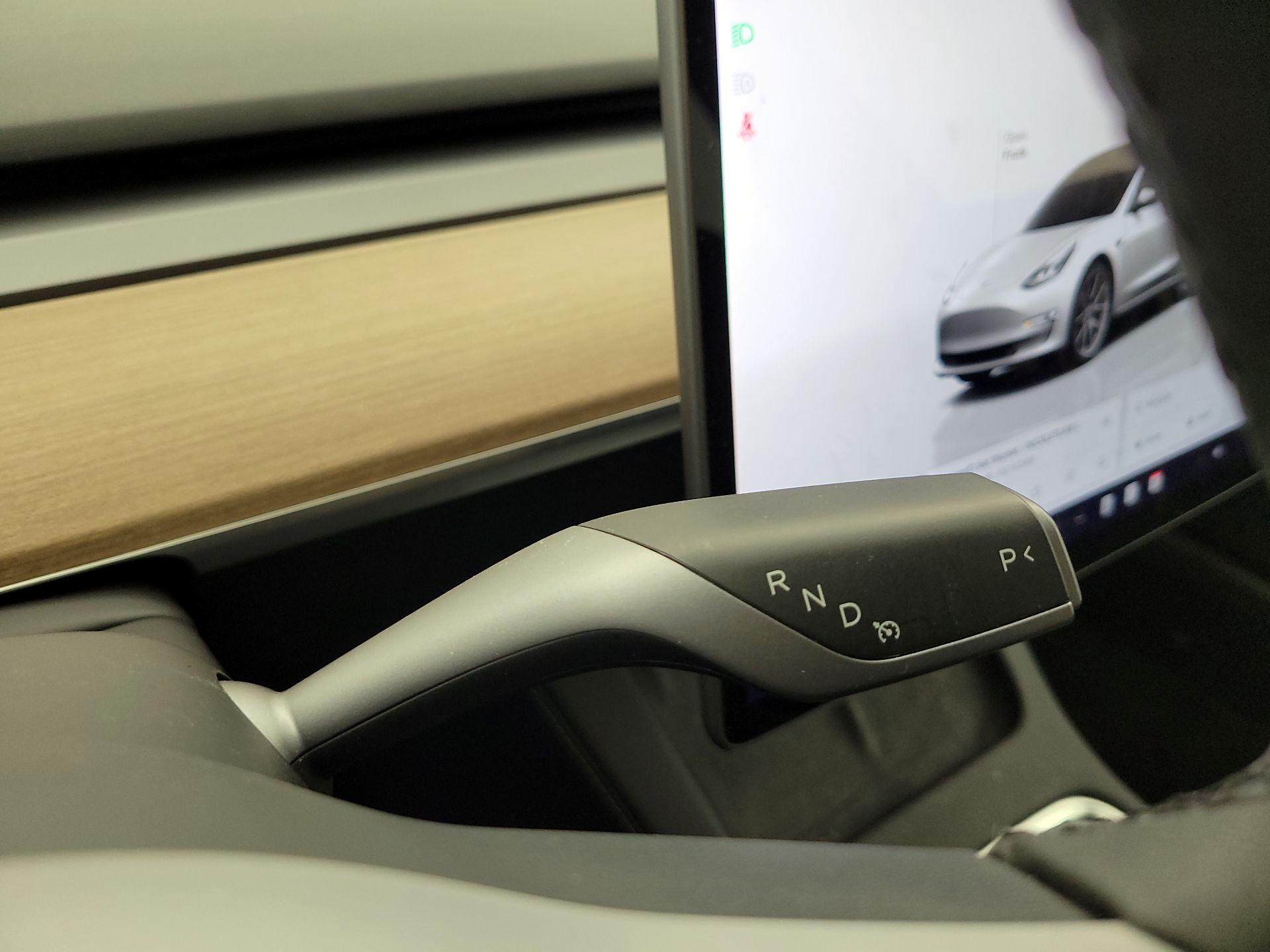 Thumbnail: 2023 Tesla Model 3 - 17