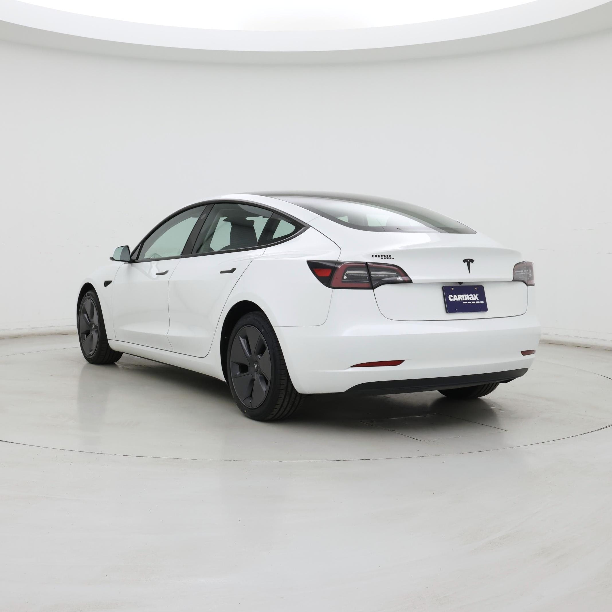 Thumbnail: 2023 Tesla Model 3 - 2